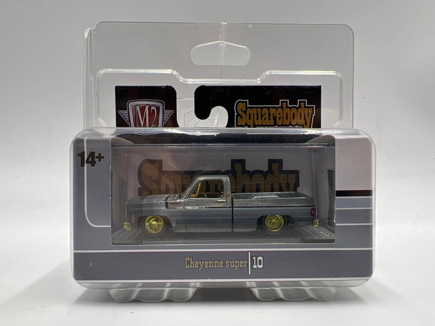 M2 Machines Walmart Squarebody Syndicate RAW CHASE 1/250 1975 Chevrolet Cheyenne Super 10 W/Protector WMTS18