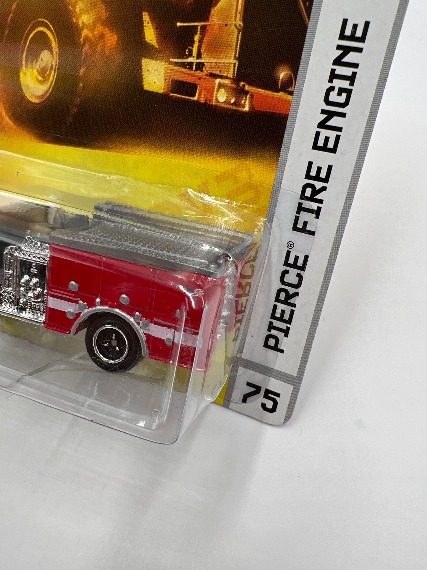 Matchbox Emergency #75 Pierce Fire Engine Red 216K