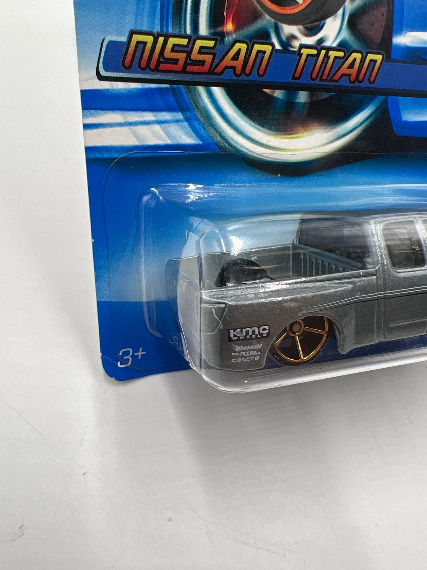 2006 Hot Wheels First Editions #31 Nissan Titan Silver FTE Gold Wheels W/Protector VHTF *Blister Not Perfect*