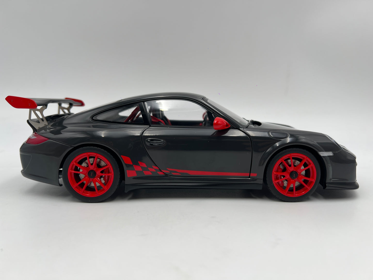 Rare AutoArt 1:18 Scale Porsche 911 997 GT3 RS 3.8 Gray/Red Loose VHTF Exceptional Detail
