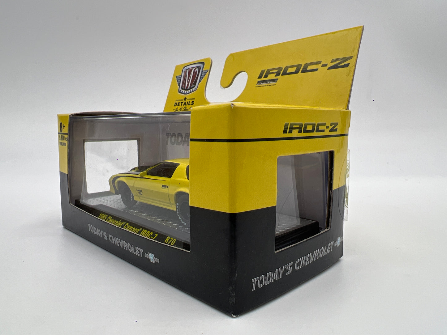 M2 Machines 1985 Chevrolet Camaro IROC-Z Yellow R70