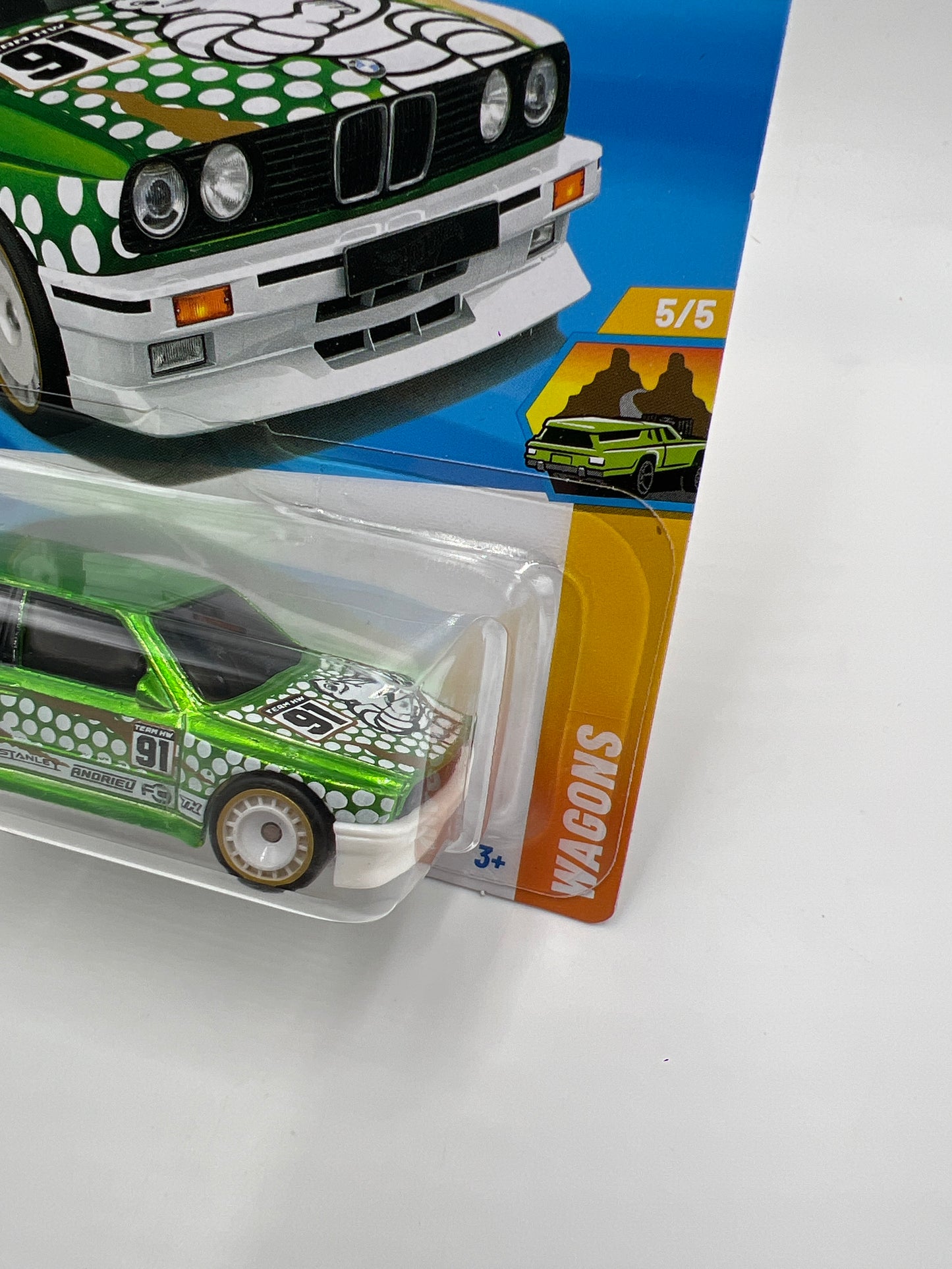 2025 Hot Wheels P Case Super Treasure Hunt #245 BMW M3 Wagon Green W/Protector