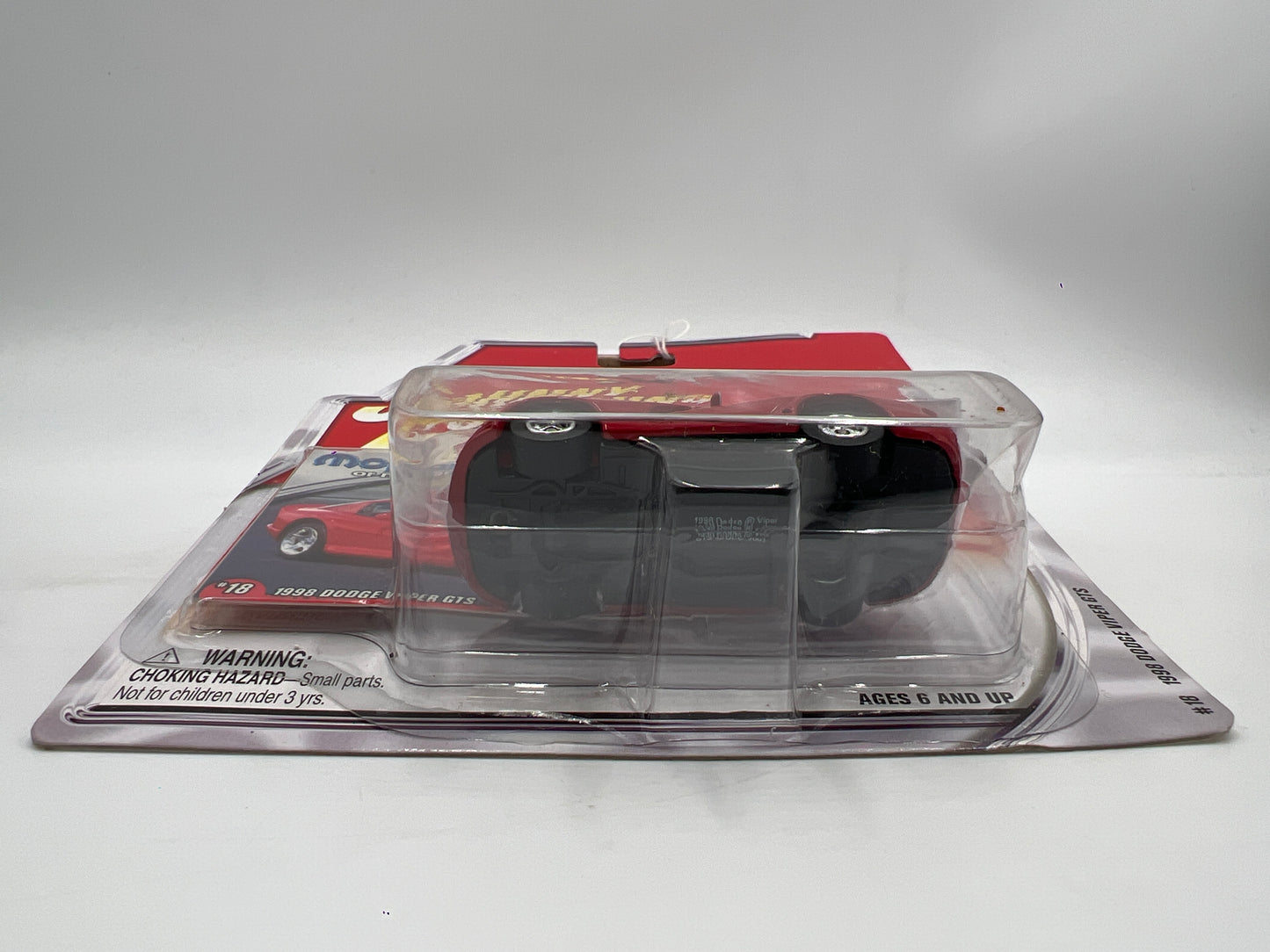 Johnny Lightning Mopar Or No Car #18 1998 Dodge Viper GTS Red 229a
