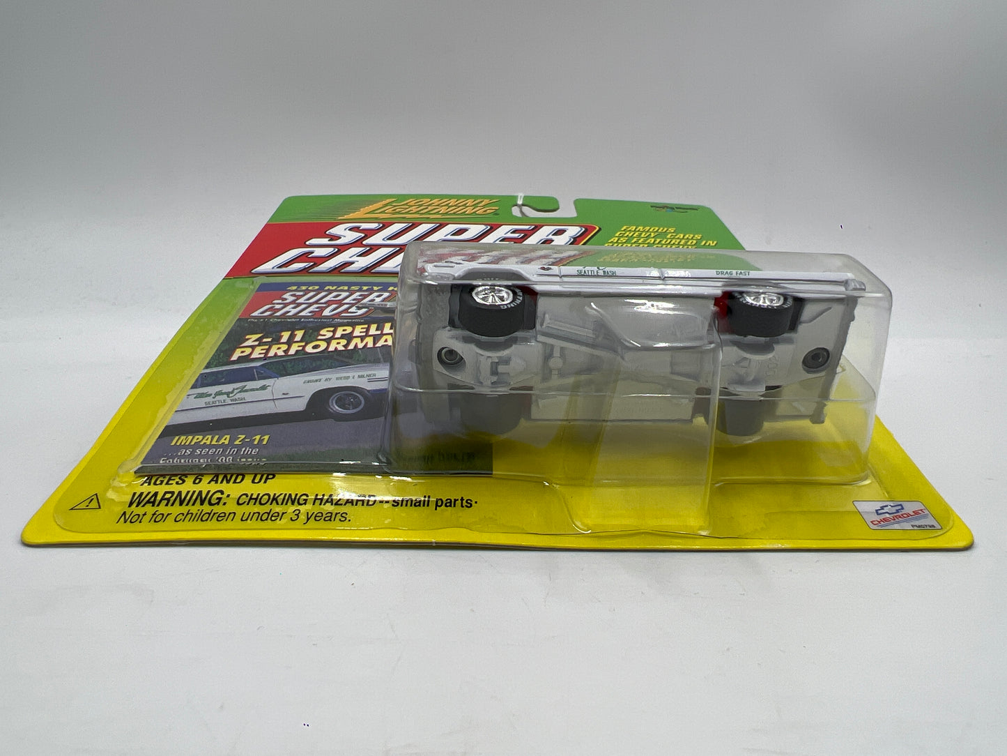 Johnny Lightning White Lightning Chase Super Chevy Impala Z-11 White