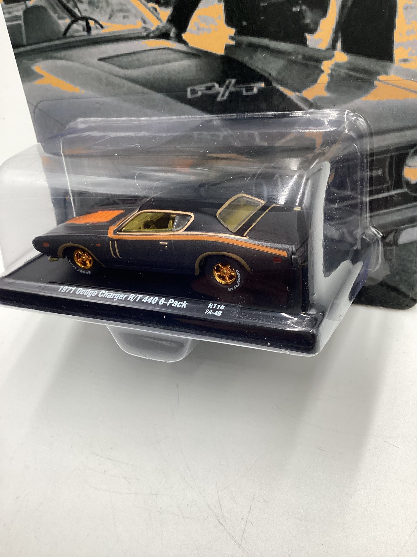 M2 Machines 1971 Dodge Charger R/T 440 6-Pack Gray R118 Chase