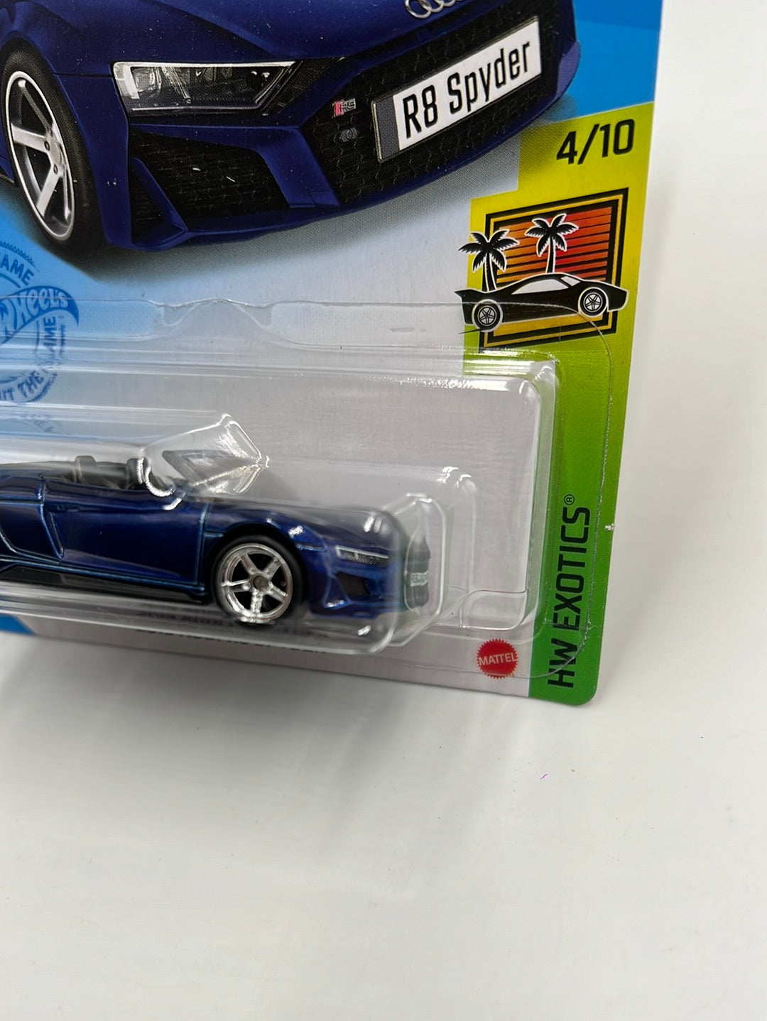 Hot Wheels 2021 Super Treasure Hunt 2019 Audi R8 Spyder #211 w/protector