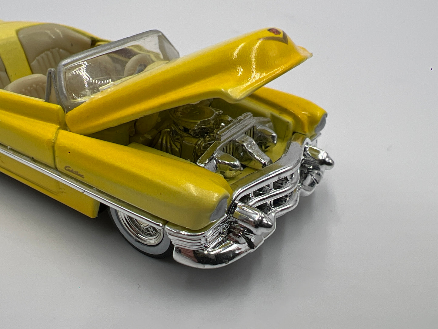 Hot Wheels Collectibles 1/64 Legends John D’Agostino 1953 Cadillac Eldorado Biarritz Yellow Loose