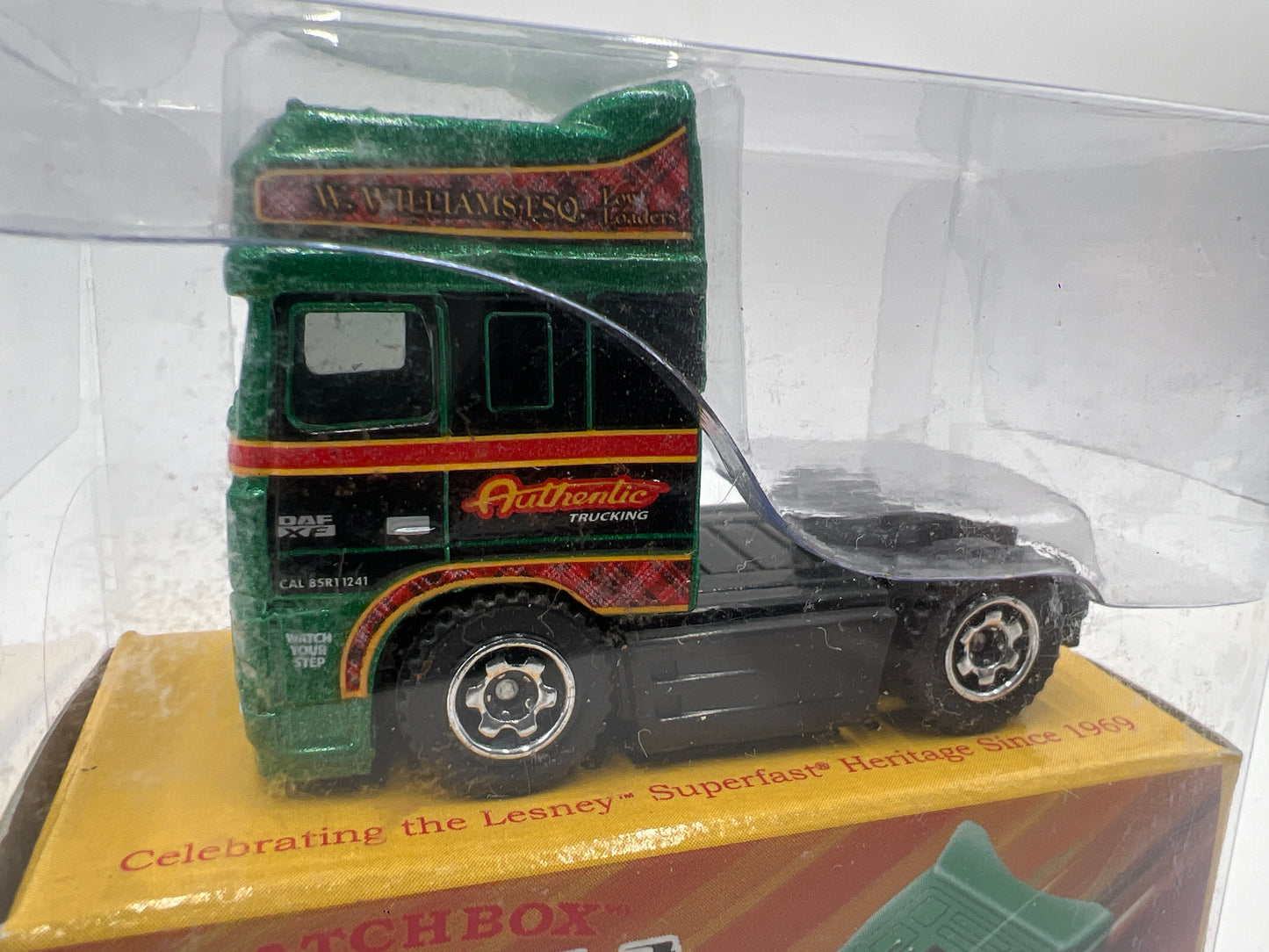 Matchbox Superfast 40th Anniversary #5 Daf XF Space Cab Green