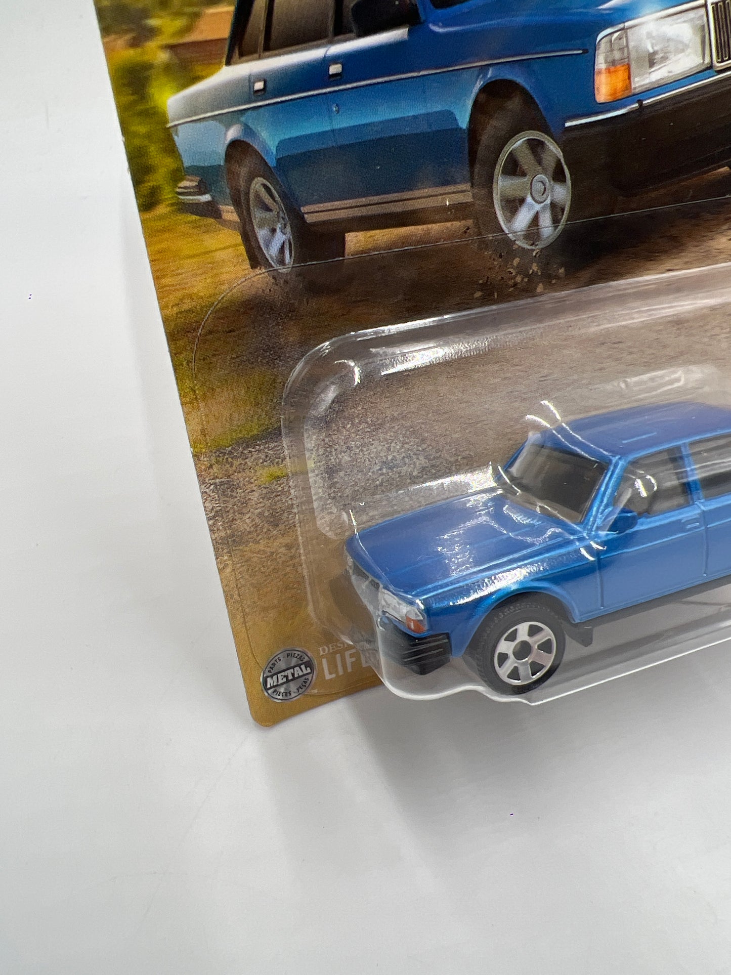 2025 Matchbox European Series #1 1986 Volvo 240 Blue 163F