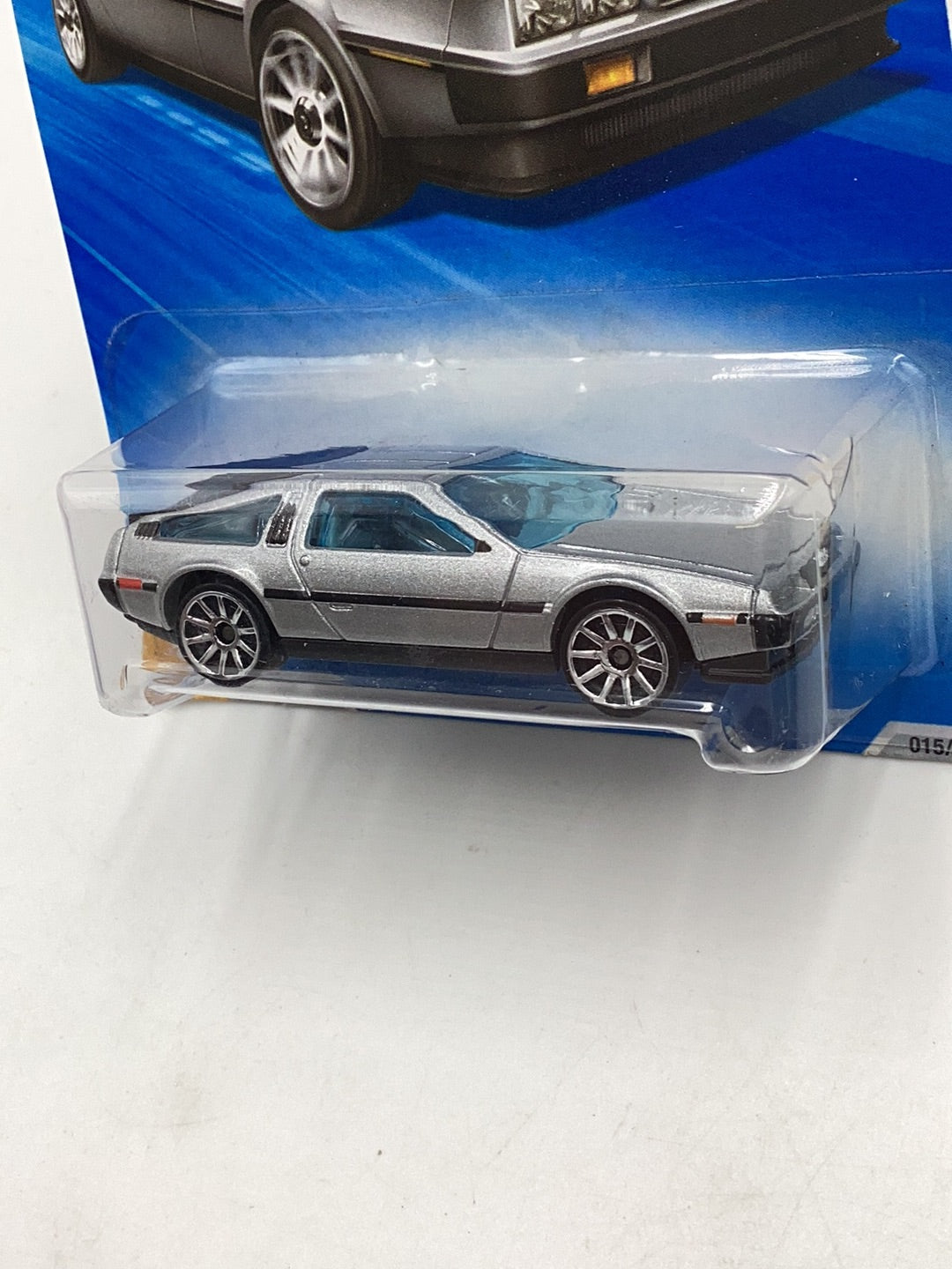 2010 Hot Wheels #15 81 DeLorean DMC-12 silver 60A