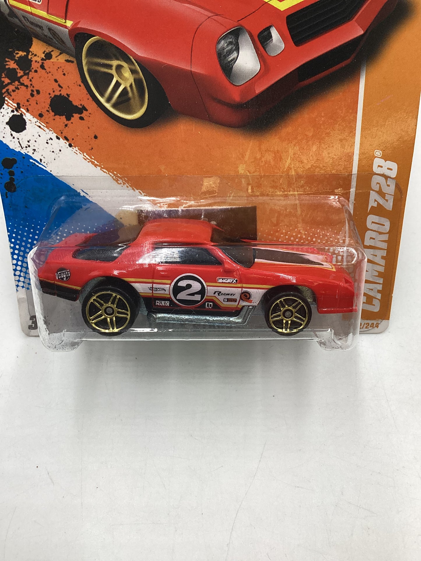 2011 Hot wheels #072 Red Camaro Z28 17H