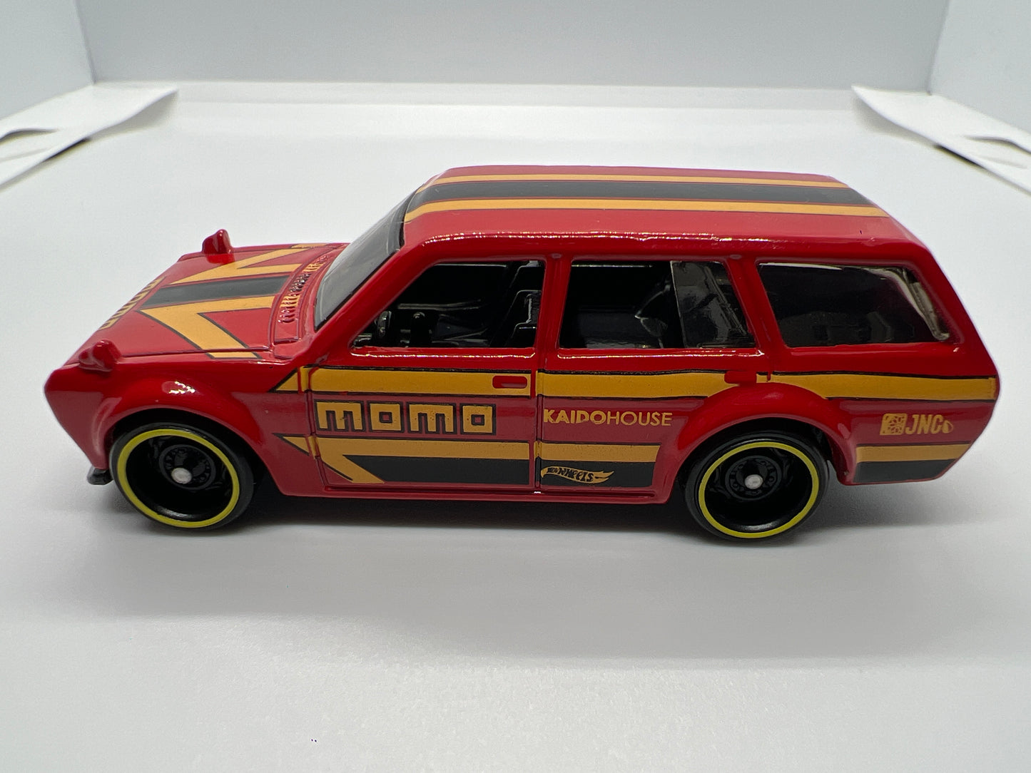 Hot Wheels 1/64 Mainline 71 Datsun 510 Wagon Momo Red Loose