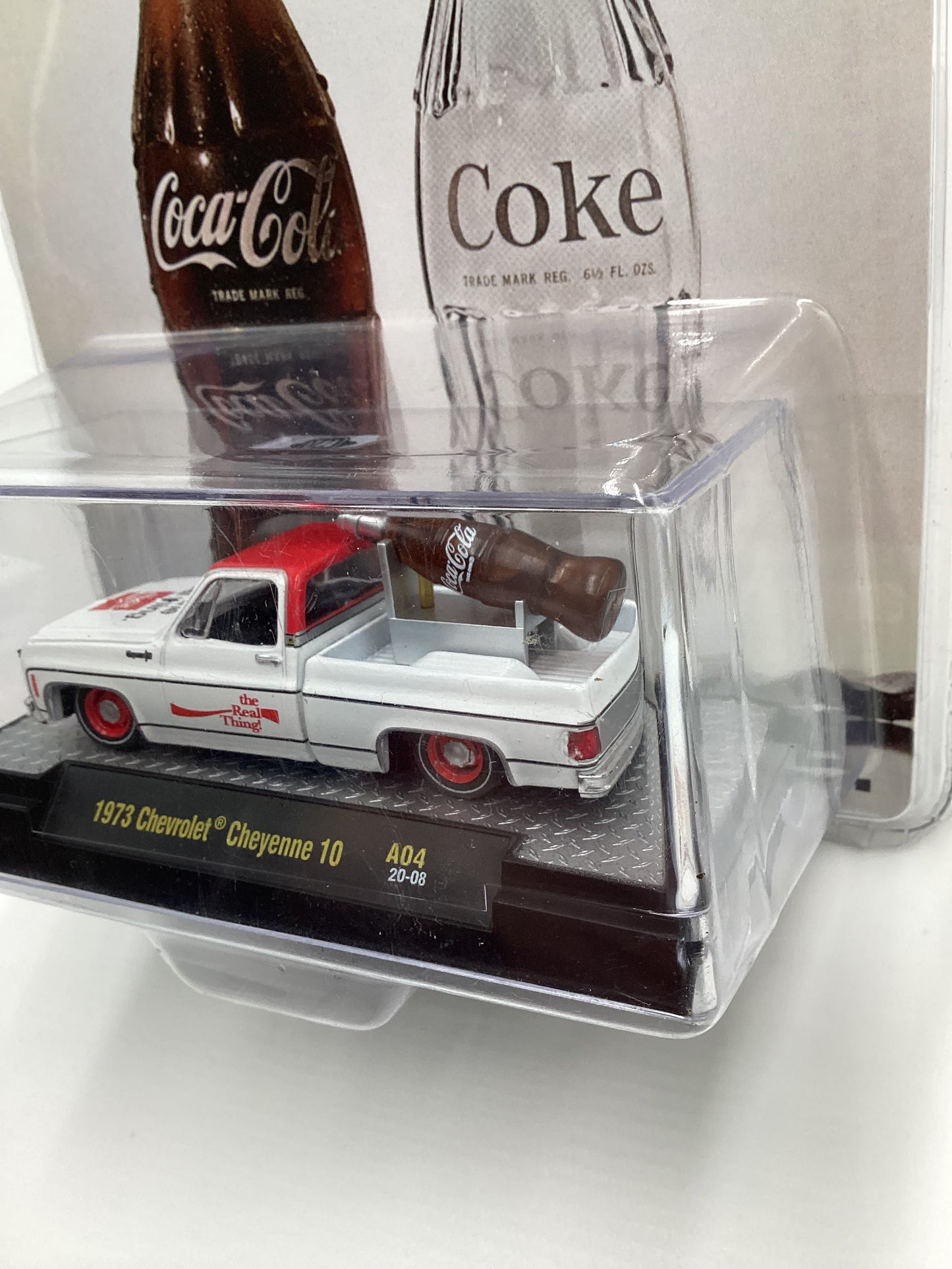 M2 Machines 1973 Chevrolet Cheyenne A04 Coca Cola White A04 199E