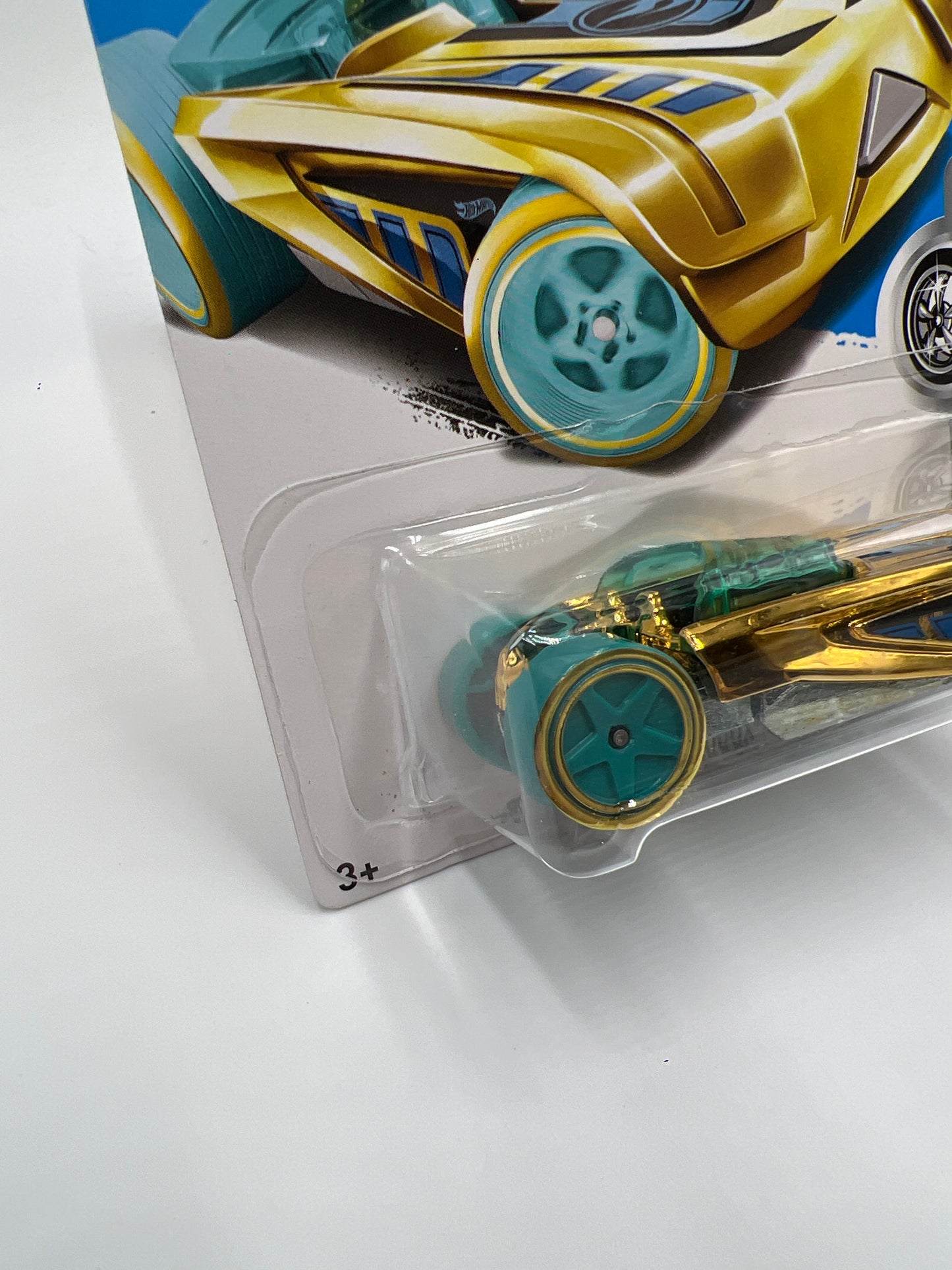 2017 Hot Wheels Treasure Hunt Pharodox Gold 282F