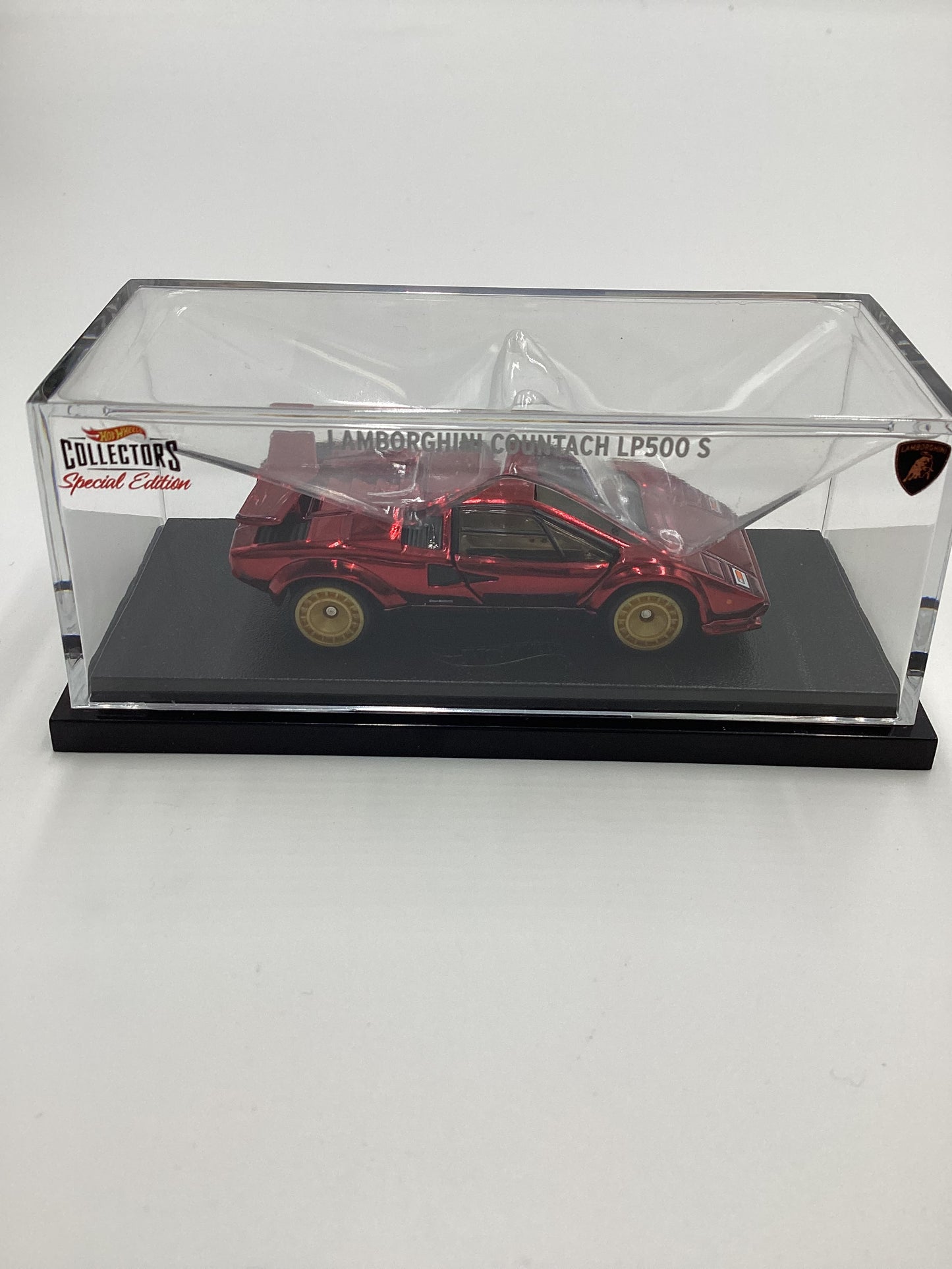 2019 Hot Wheels RLC # 05552/12500 82 Lamborghini Countach LP500 S Red