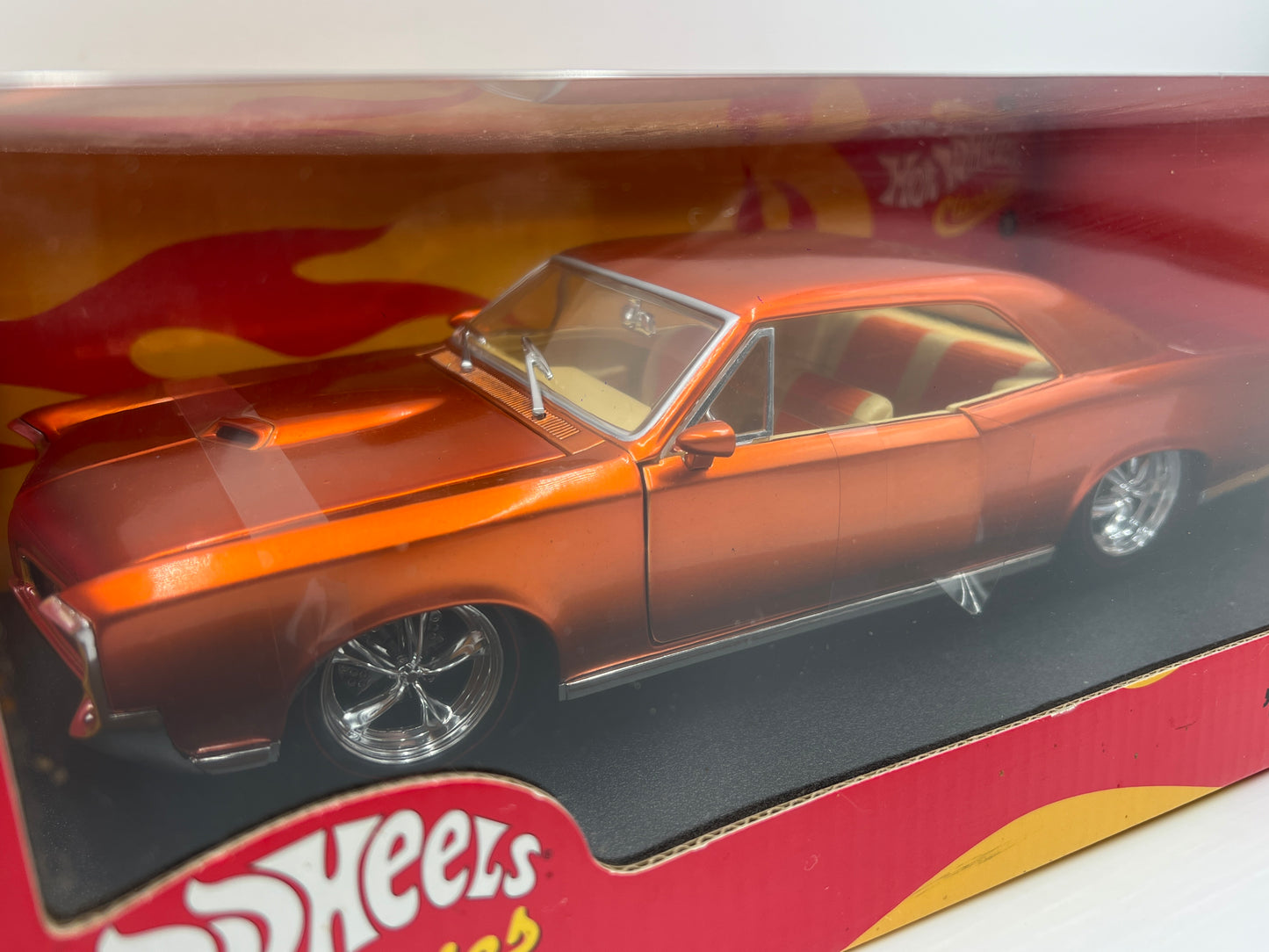 Hot Wheels 1:18 Classics Limited Edition 66 Pontiac GTO Orange