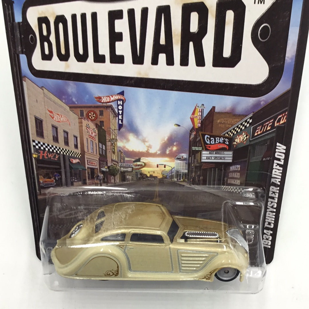 Hot wheels Boulevard 1934 Chrysler Airflow EE1