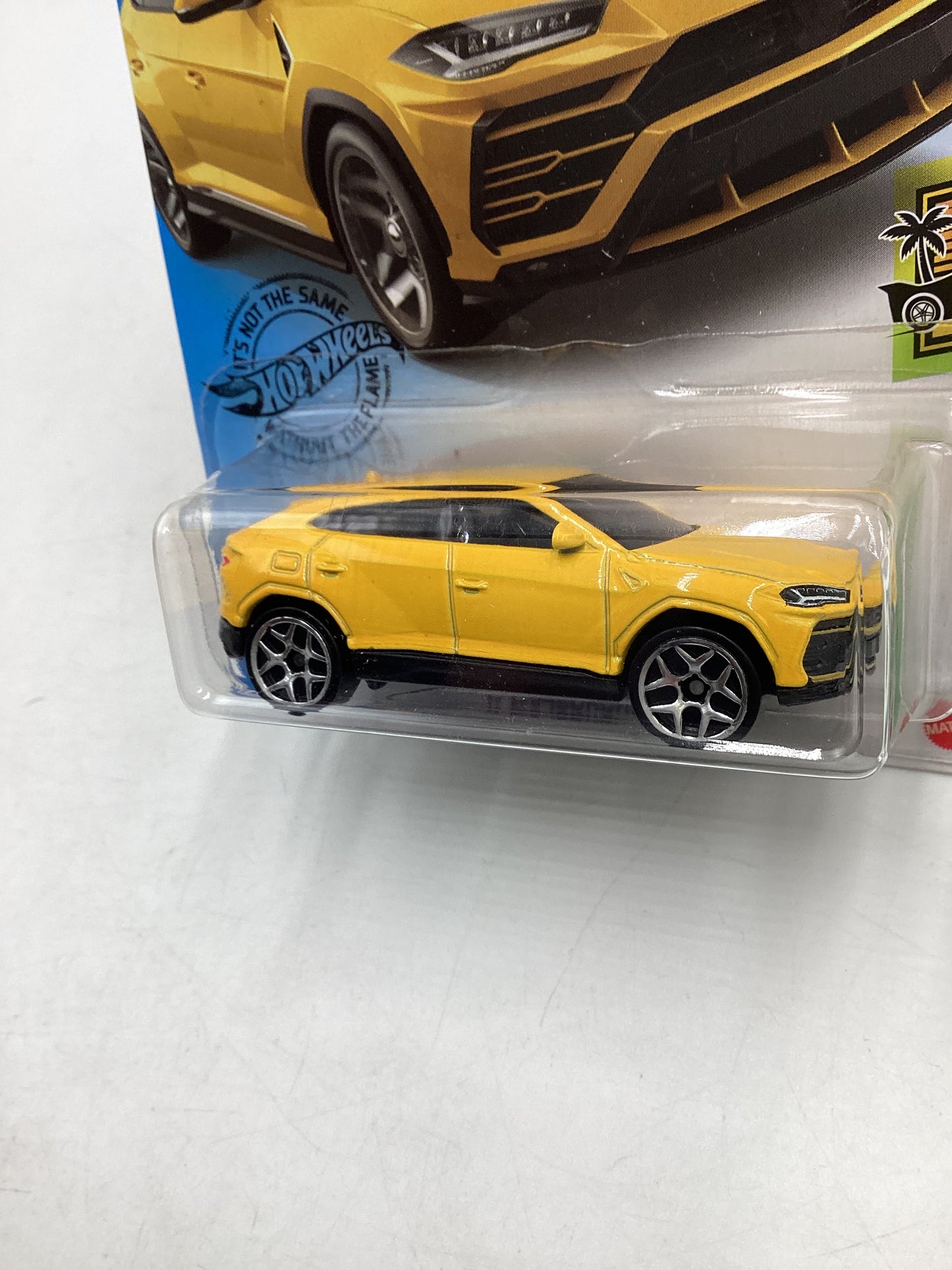 2020 Hot Wheels #213 Lamborghini Urus Yellow 101C