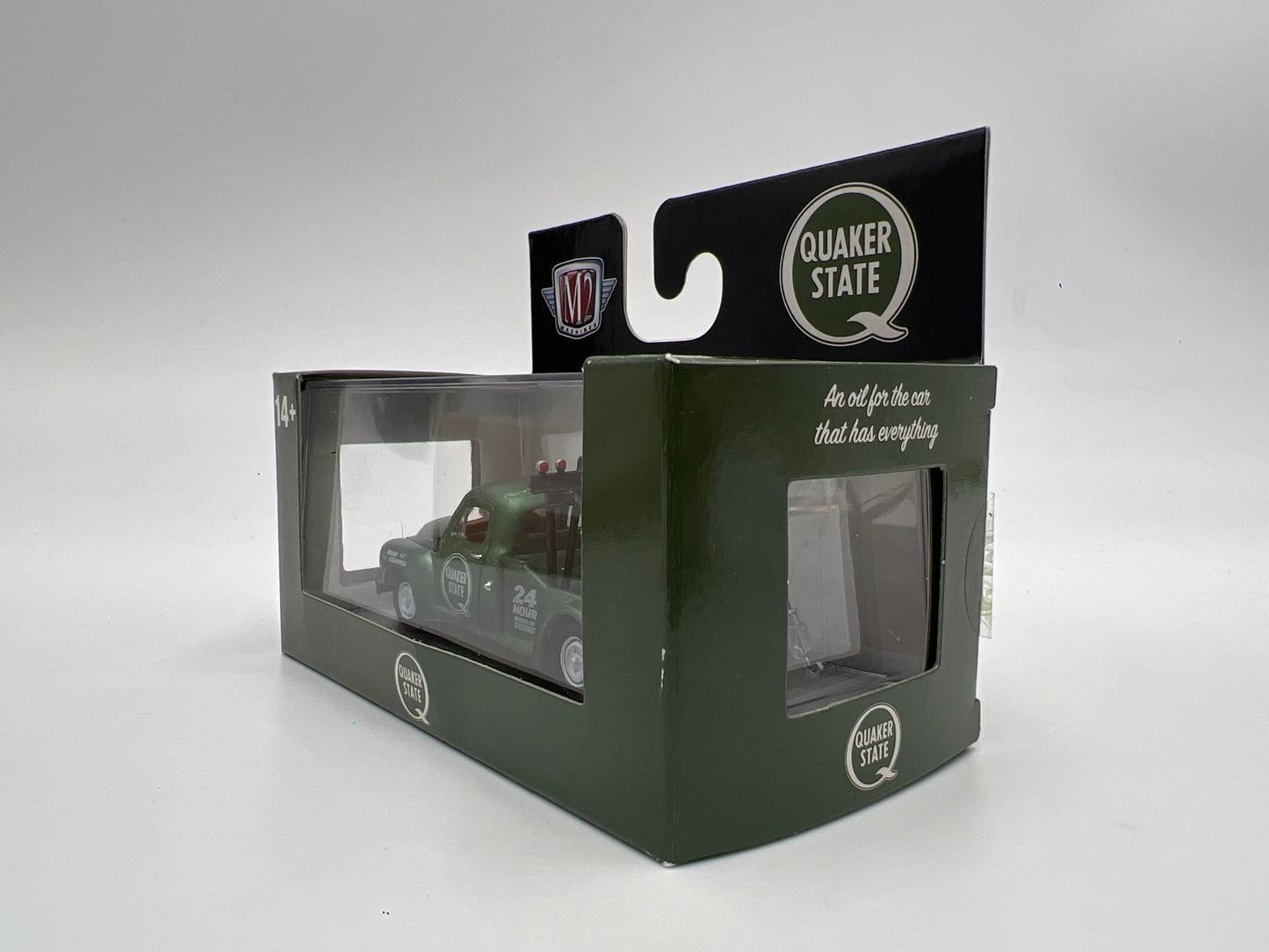 M2 Machines 1949 Studebaker 2R Truck Green Quaker State R95