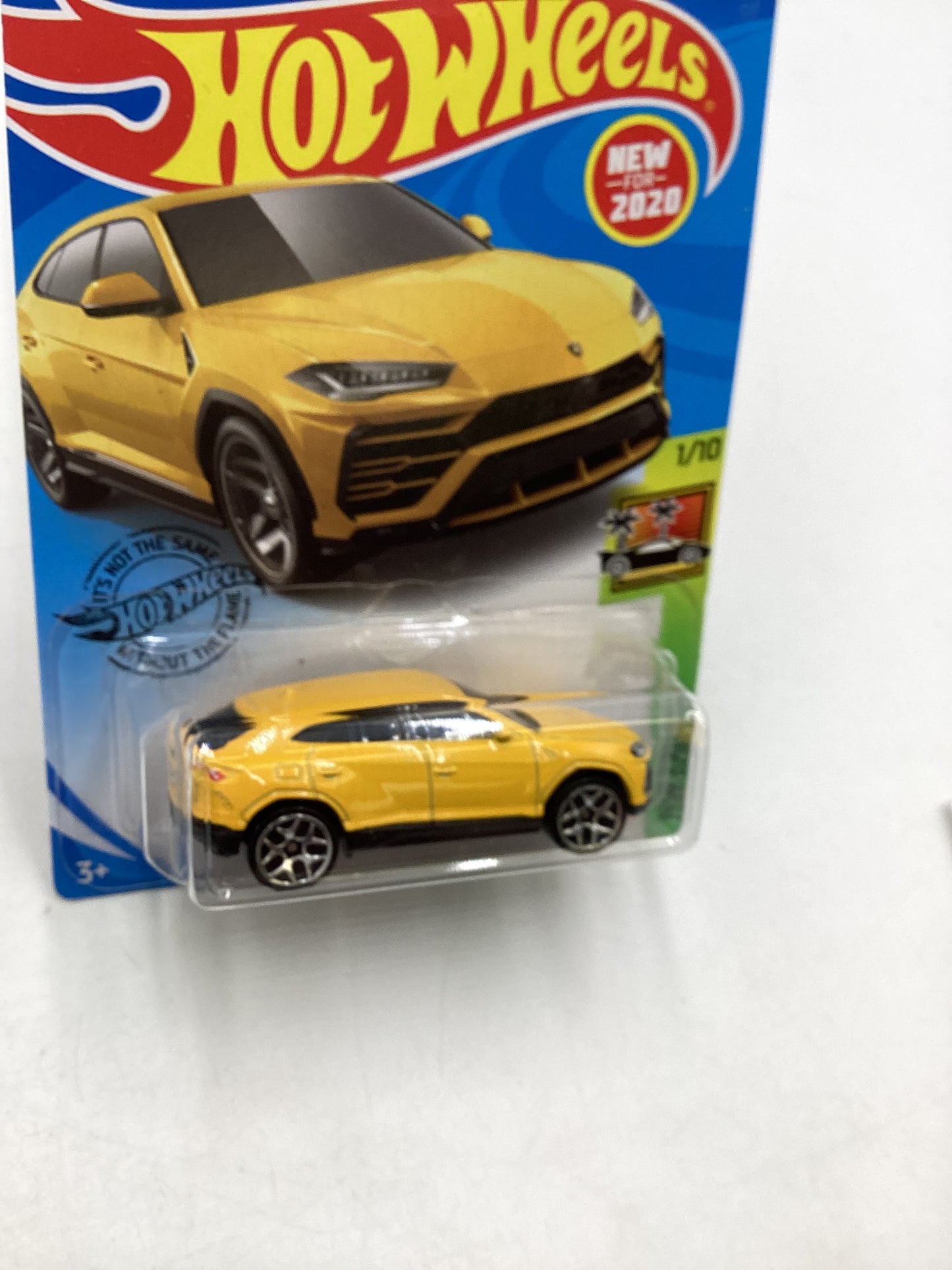 2020 Hot Wheels #213 Lamborghini Urus Yellow 101C