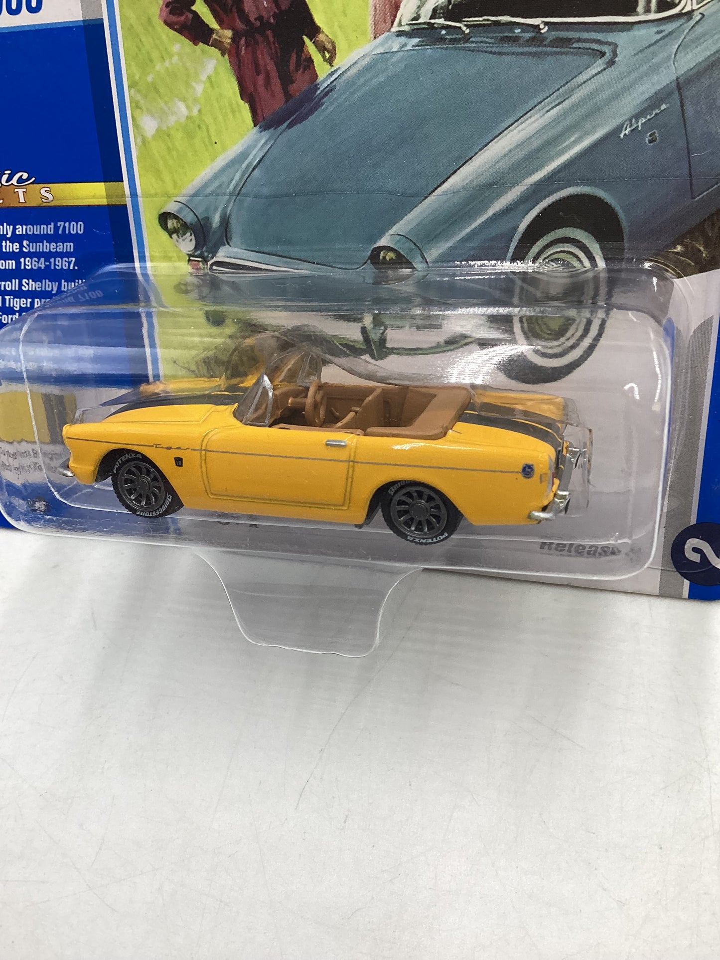 Johnny Lightning Classic Gold Collection Sunbeam 1965 Sunbeam Tiger 228D