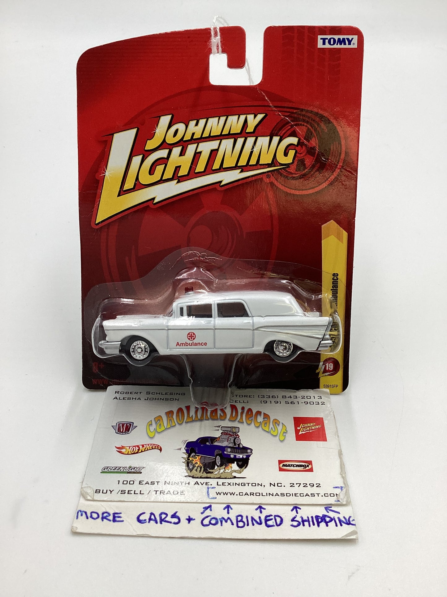 Johnny lightning Tomy #19 Chevy 1950 Chevy Ambulance White Bad Card 227H