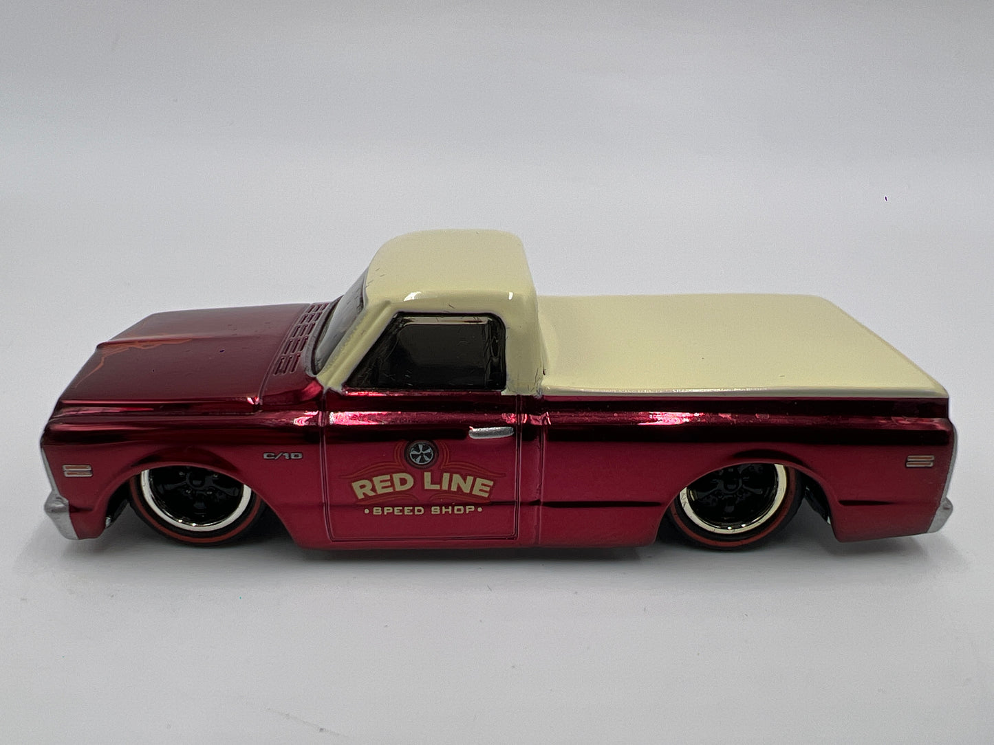 2021 Hot Wheels RLC sELECTIONs 1969 Chevrolet C-10 Red