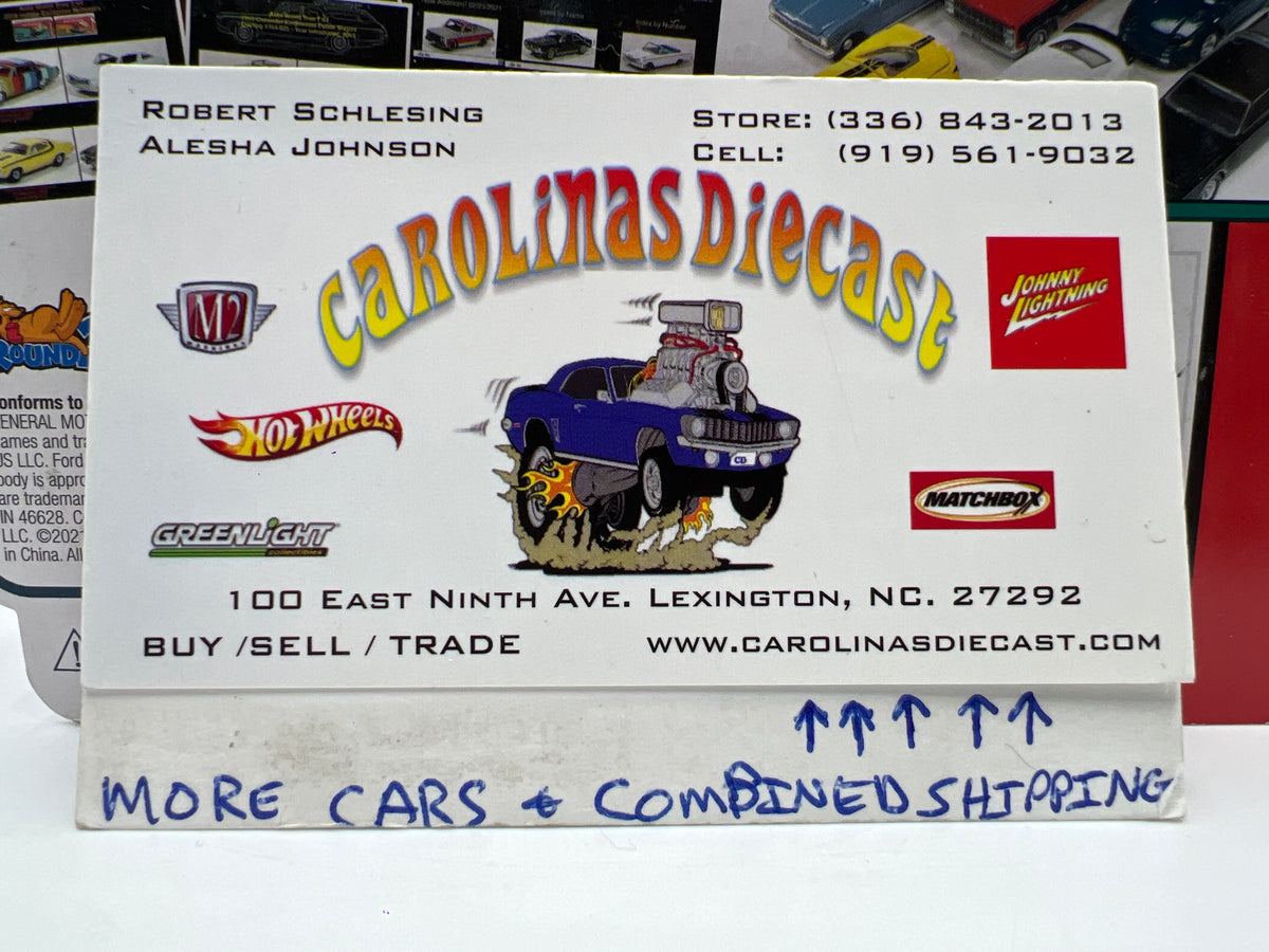 Auto World Muscle Trucks Release 5 Version A 1985 Chevy Silverado 10 Fleetside Dark Blue 184D