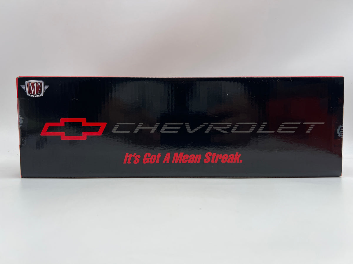 2026 M2 Machines R02 1/24 & 1/64 2 Pack 1992 Chevrolet C1500 SS 454 Red