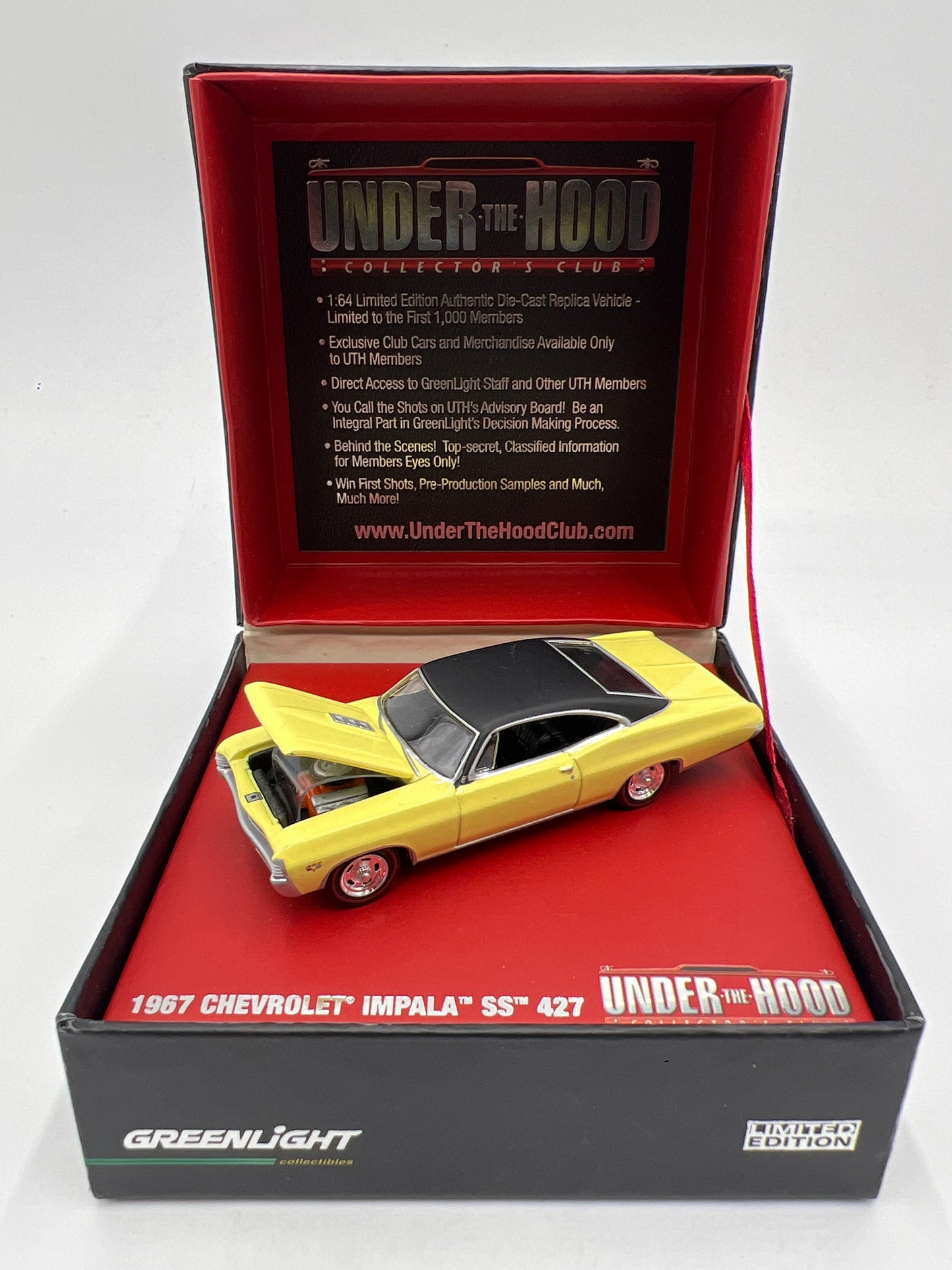Greenlight Under The Hood Collectors Club 1967 Chevrolet Impala SS 427 Yellow
