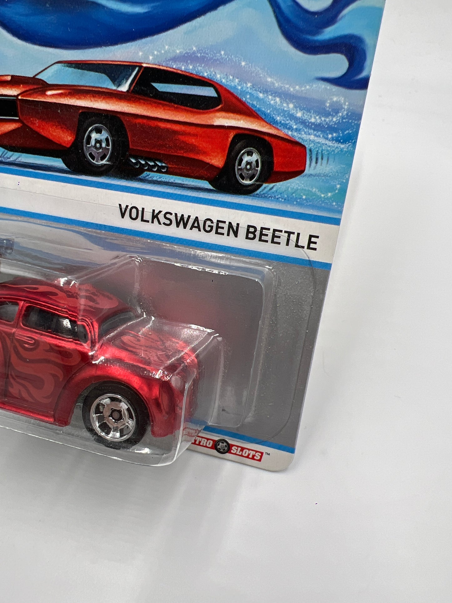 Hot Wheels Cool Classics #14 Volkswagen Beetle Spectrafrost Red SR
