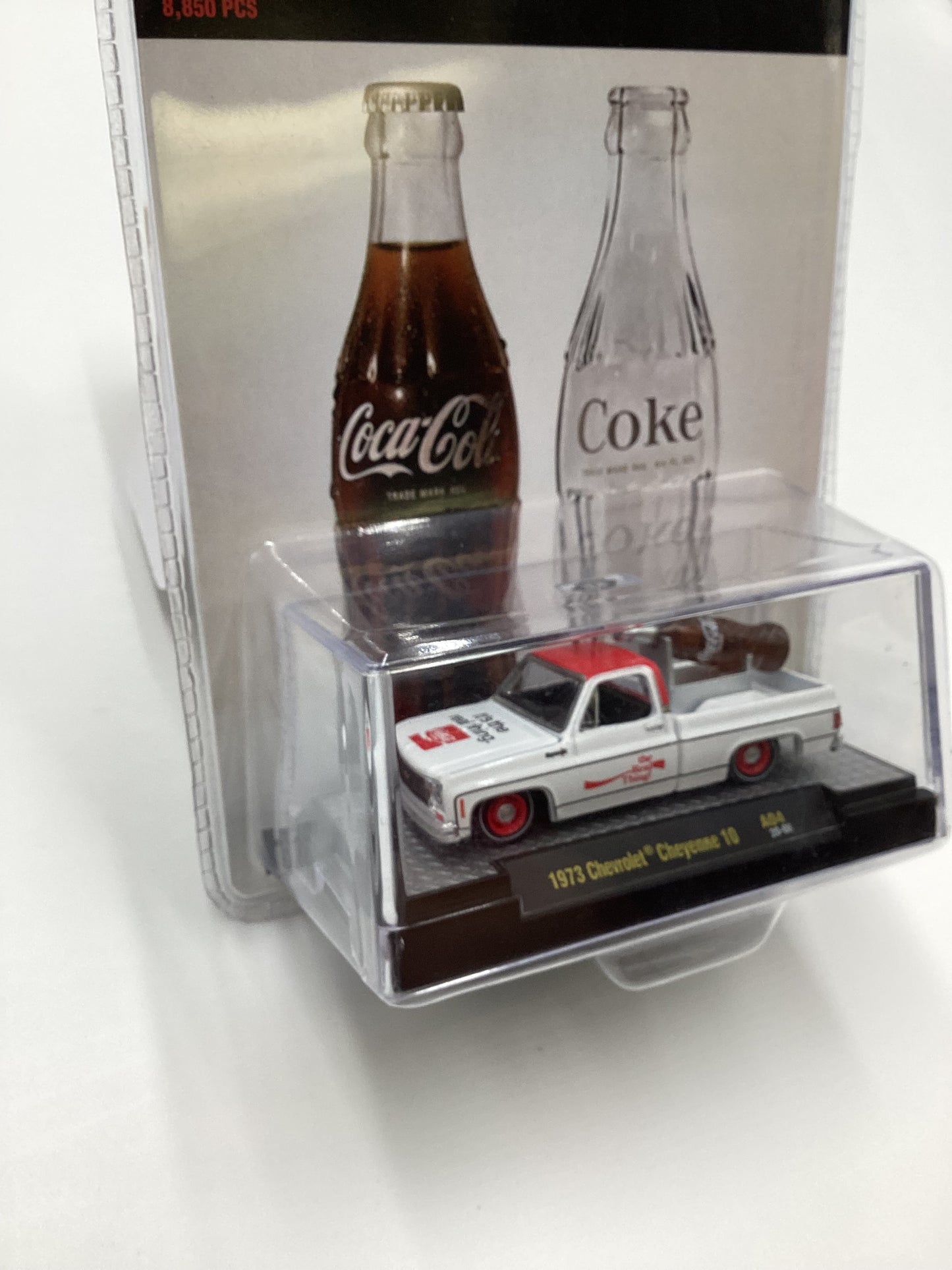 M2 Machines 1973 Chevrolet Cheyenne A04 Coca Cola White A04 199E