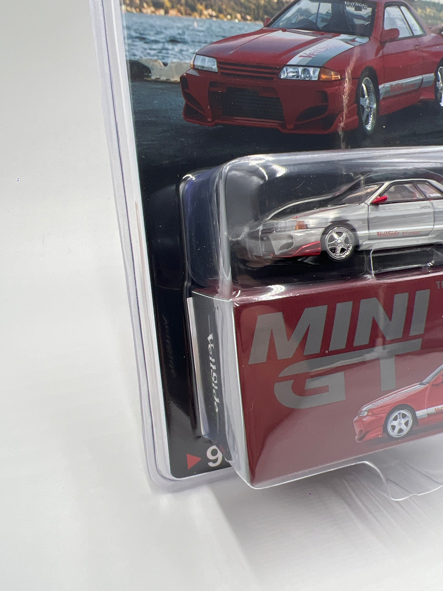 Mini GT #987 CHASE Nissan Skyline GT-R R32 VeilSide Combat C-I