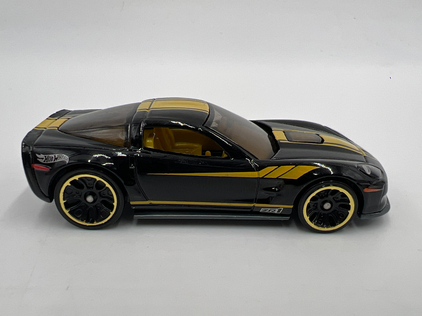 Hot Wheels 1/64 Multipack Exclusive 09 Corvette ZR1 Black/Yellow Loose