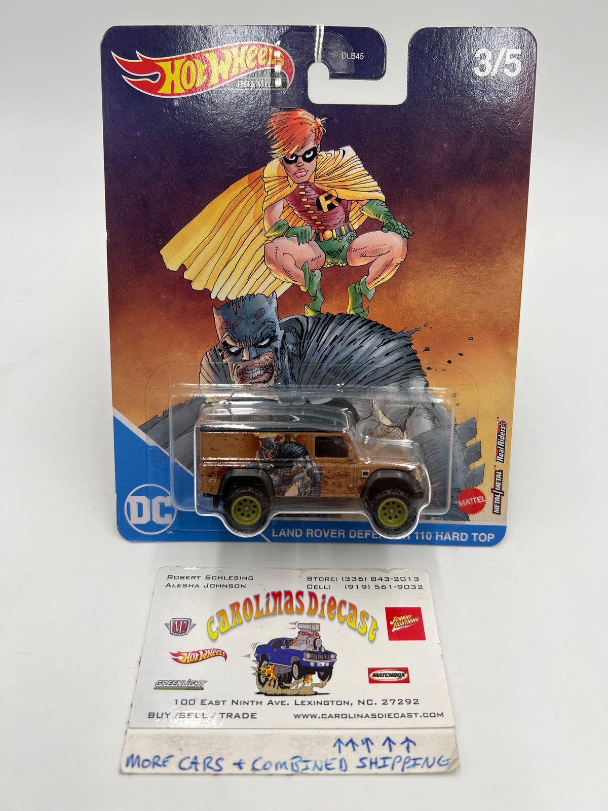 Hot Wheels Land Rover Defender 110 Hard Top – Batman 2022 Serie 3/5 – Maßstabsgetreues Sammlerfahrzeug Im Taschenformat Hot Wheels Land Rover Defender 110 Hard Top – Batman 2022 Serie 3/5 – Maßstabsgetreues Sammlerfahrzeug Im Taschenformat