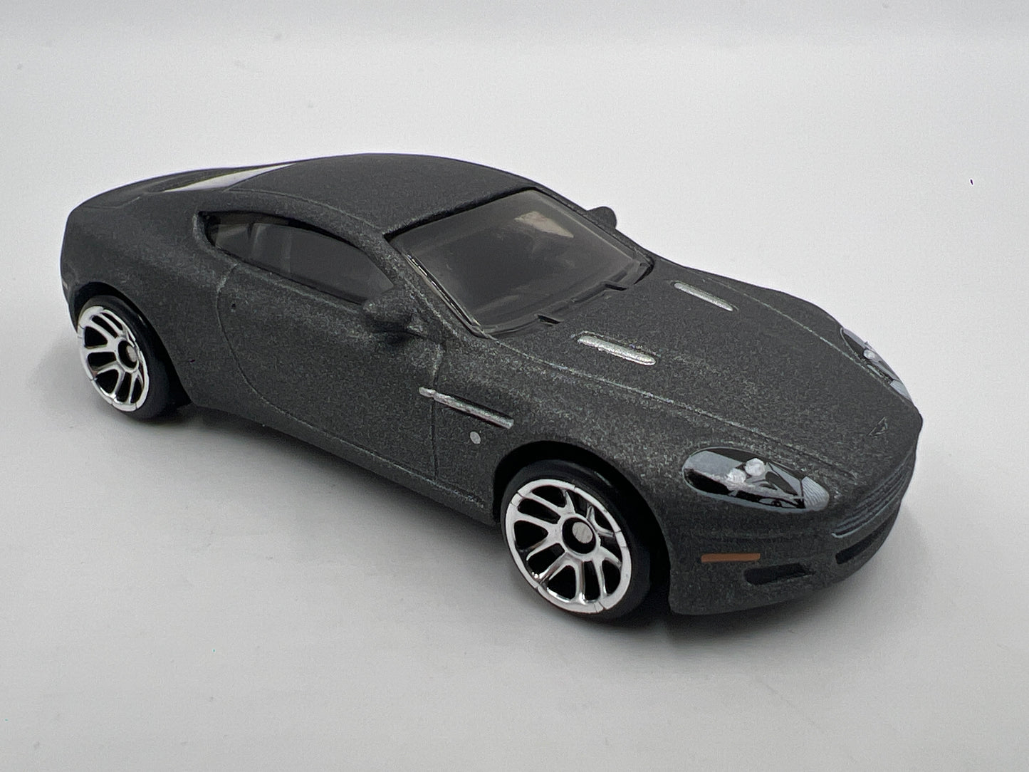 2025 Hot Wheels Fast & Furious 10 Pack Set 2005 Aston Martin DB9 Gray Loose