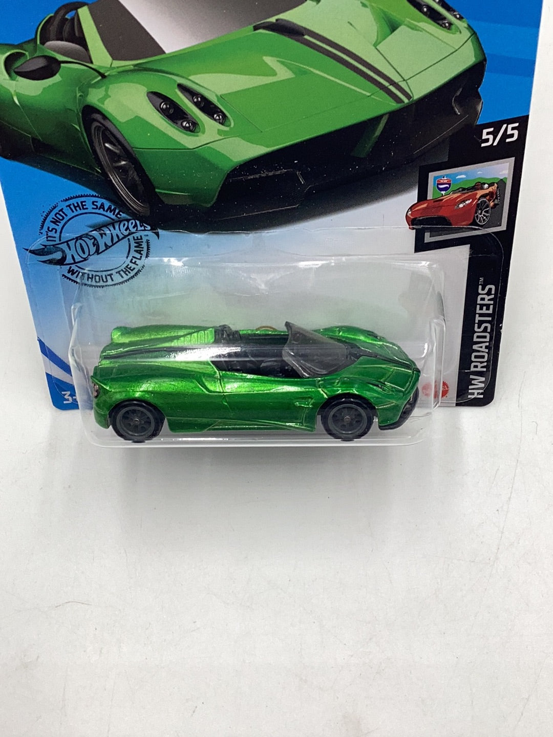 2019 hot wheels super treasure hunt #241 17 Pagani Huayra Roadster W/ Protector