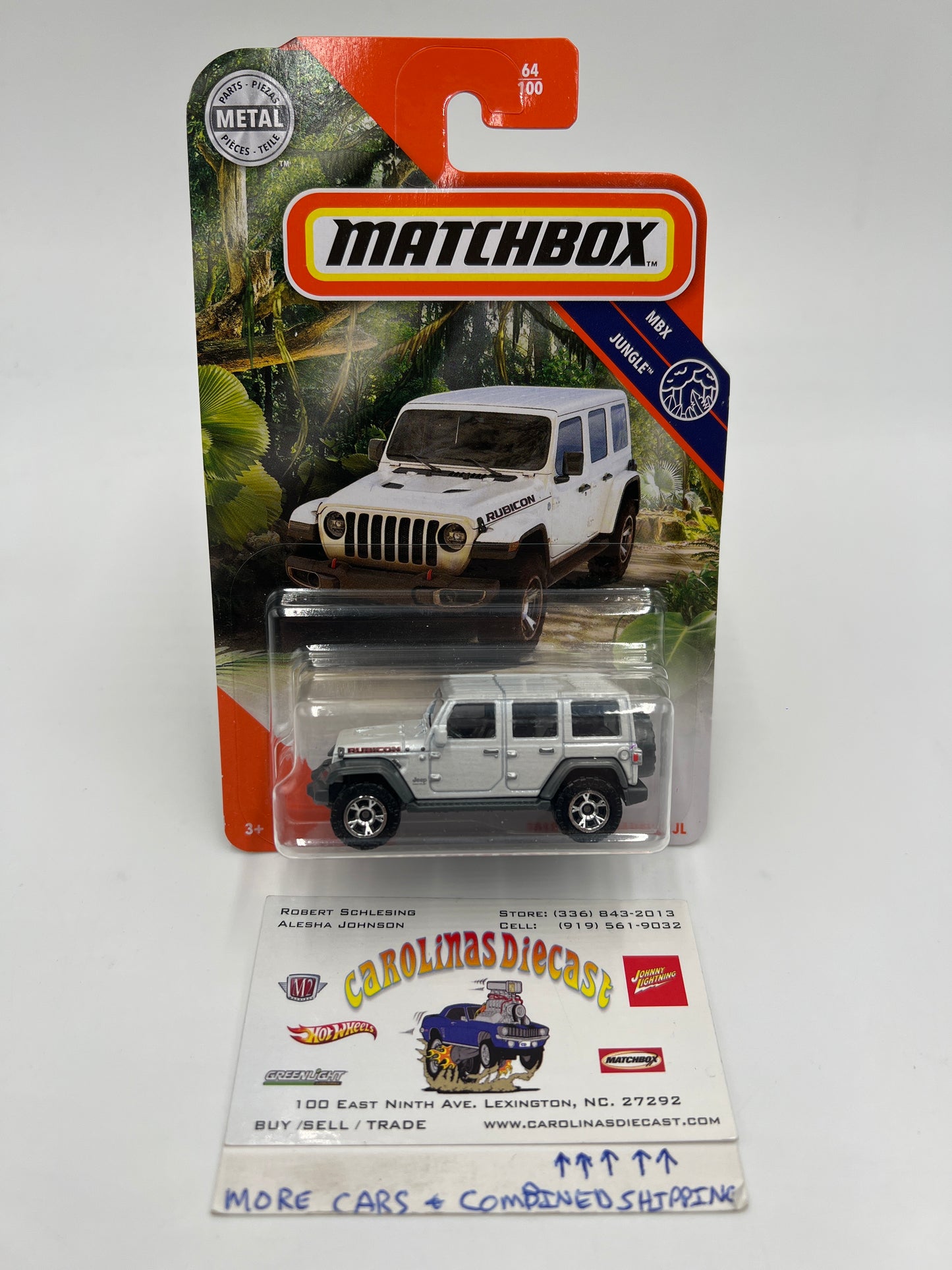 Matchbox MBX Jungle #64 2018 Jeep Wrangler JL White W/Protector