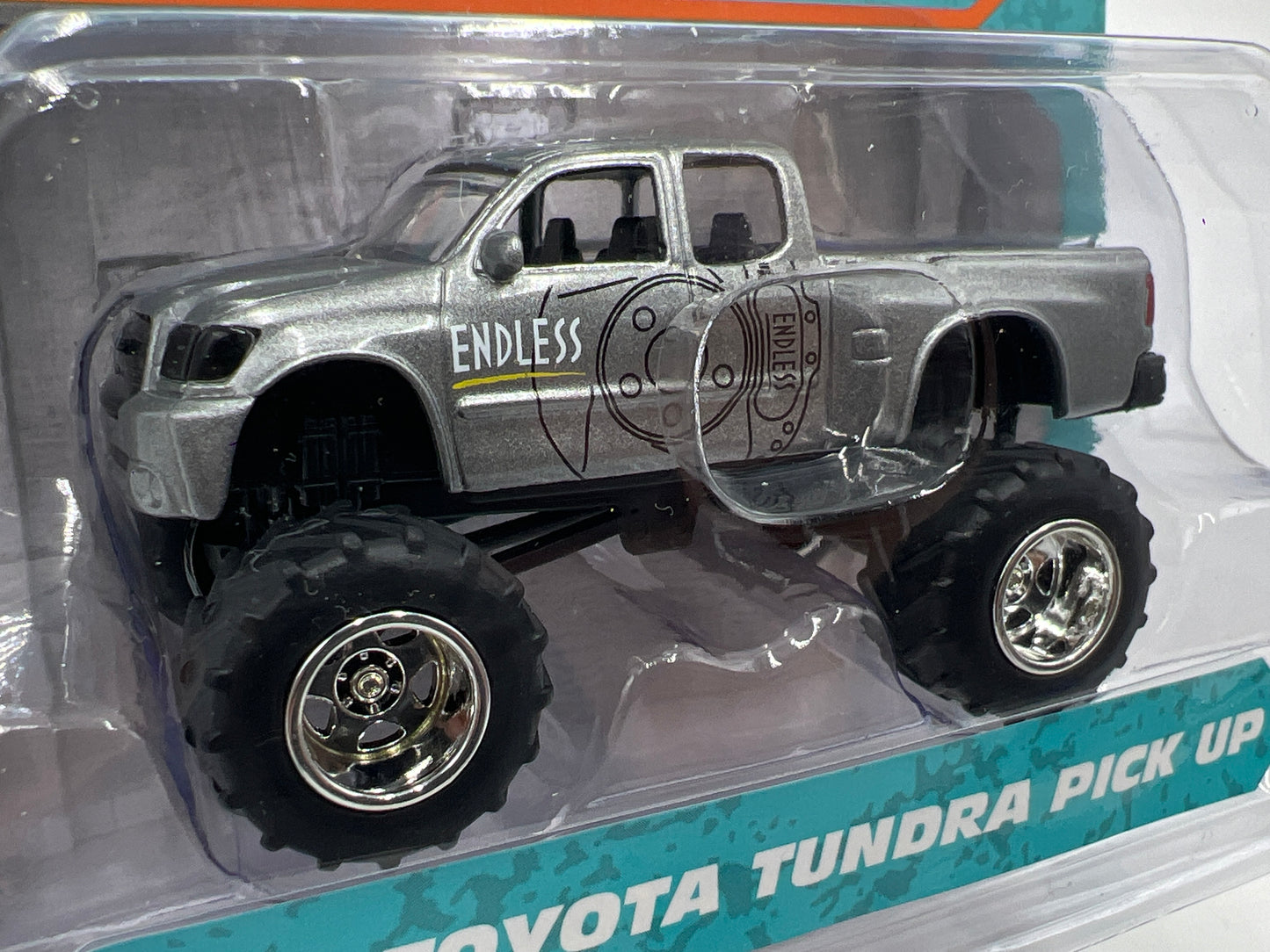 Jada Just Trucks 2006 Toyota Tundra Pick Up Silver 188E