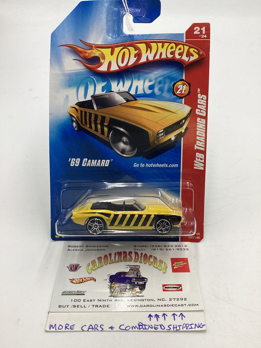 2008 Hot Wheels Web Trading Cars #97 69 Camaro Yellow (Black Logo Base) 11D