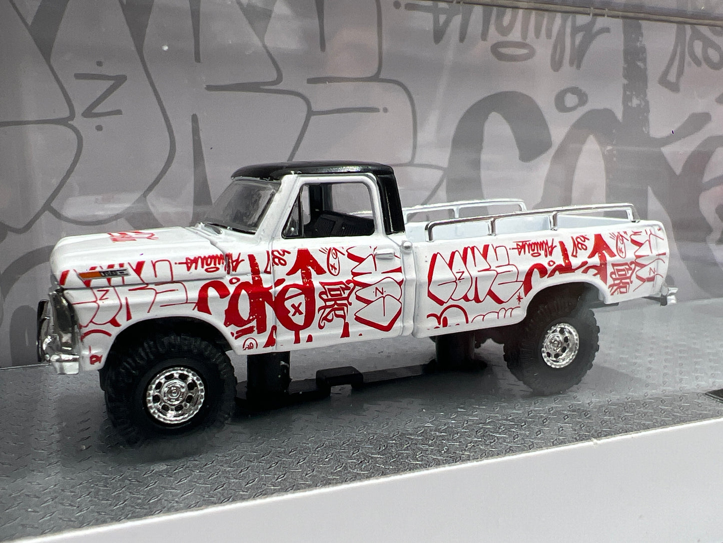 2025 M2 Machines Auto Haulers Coca Cola 1969 Ford F-100 Ranger 4x4 & 1990 Ford Mustang GT TW39