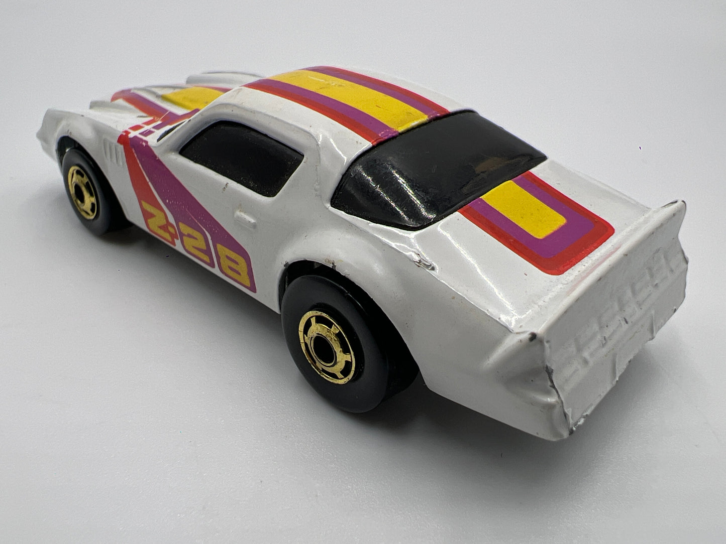 Hot Wheels Blackwall 1982 Chevy Camaro Z-28 White GHO Wheels Loose