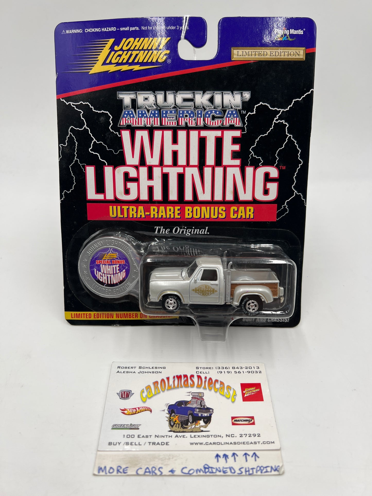 Johnny Lightning White Lightning Chase Truckin America #142 1978 Dodge Lil Red Express Truck White