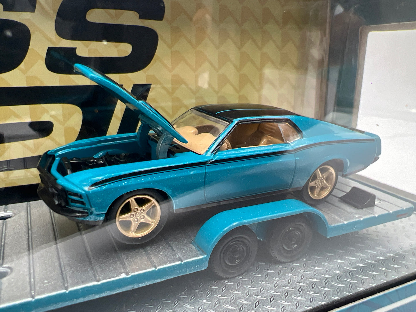 M2 Machines Haulers R99 1970 Ford Mustang Custom & 1990 F-350 Dually
