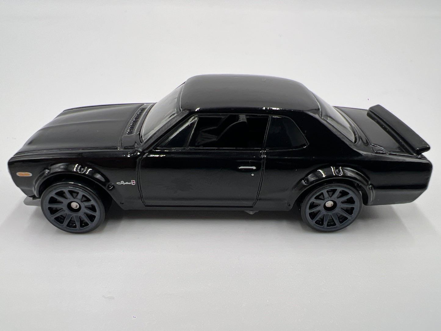 Hot Wheels 1/64 Fast & Furious Nissan Skyline Black Loose