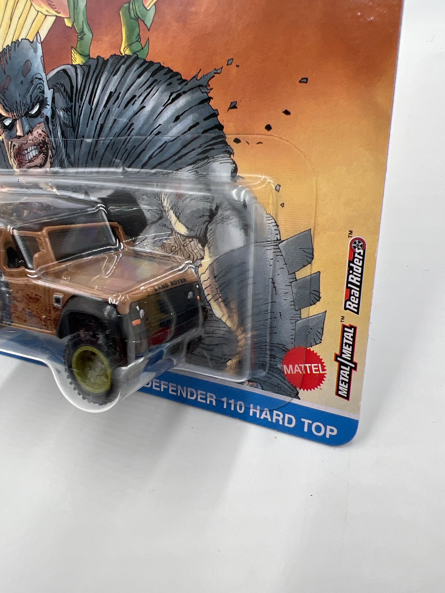 2022 Hot Wheels DC #3 Land Rover Defender 100 Hard Top Batman Brown 252i