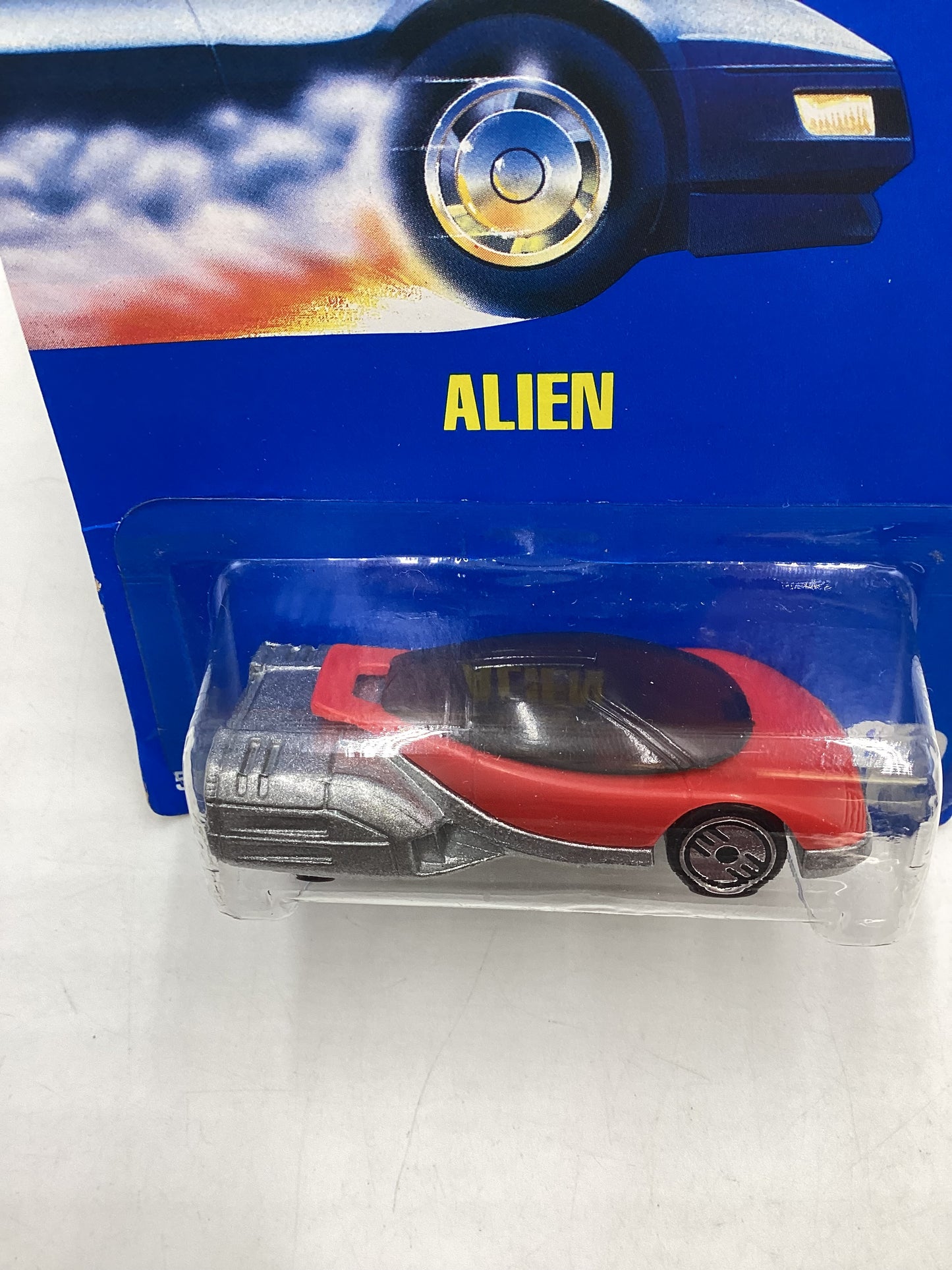 Hot Wheels Blue Card Collector No. 62 Alien Red UH Chrome Wheels 239H