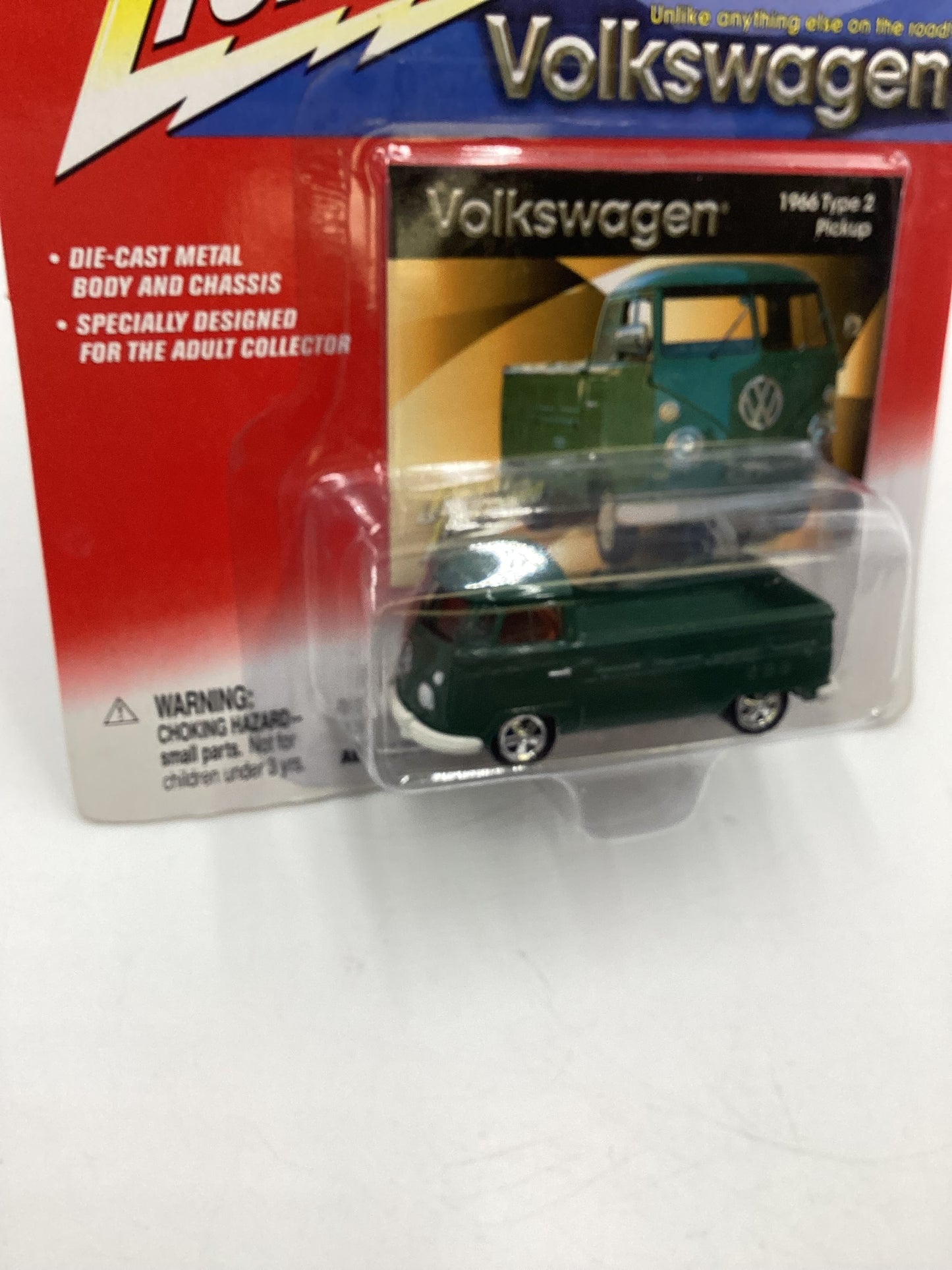 Johnny Lightning Volkswagen 1966 Type 2 Pickup Green 227B