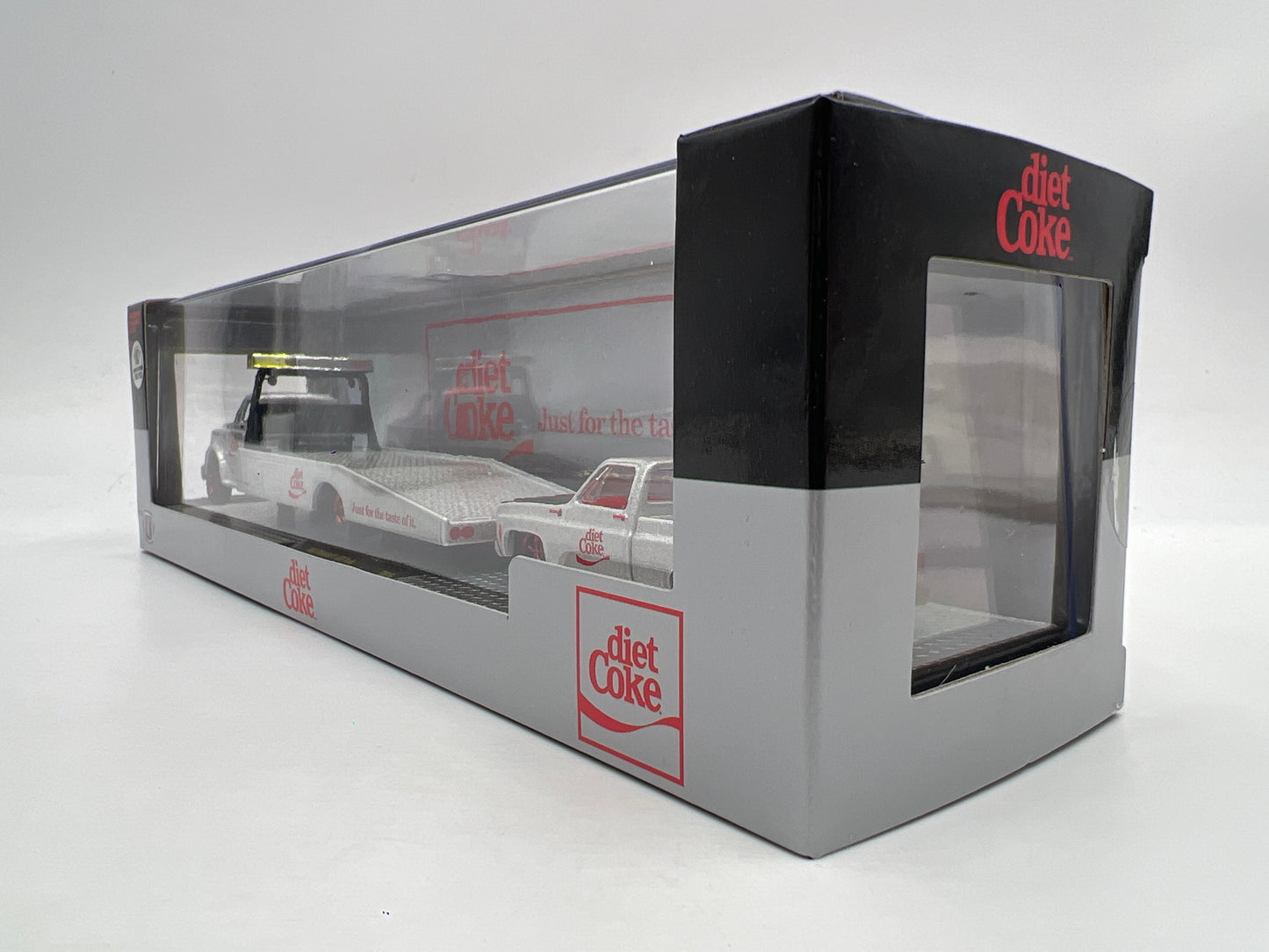 M2 Machines Auto Haulers CHASE Diet Coke 1968 Chevrolet C60 Truck & 1979 Chevrolet Silverado TW16