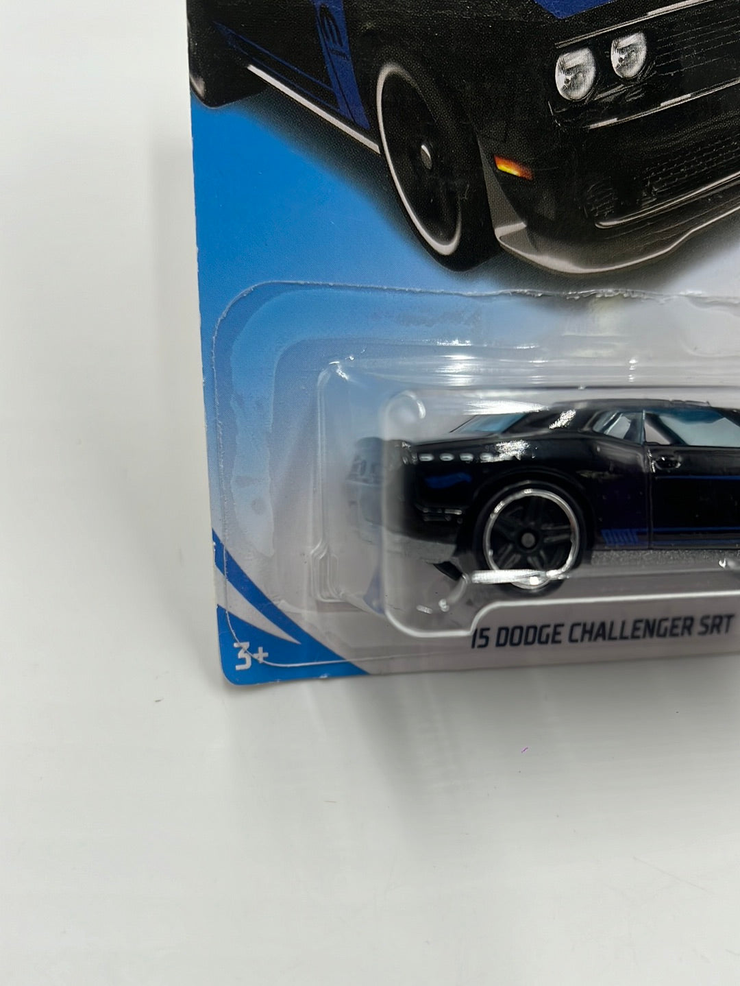 Hot Wheels 2018 #42 15 Dodge Challenger SRT Black 46i